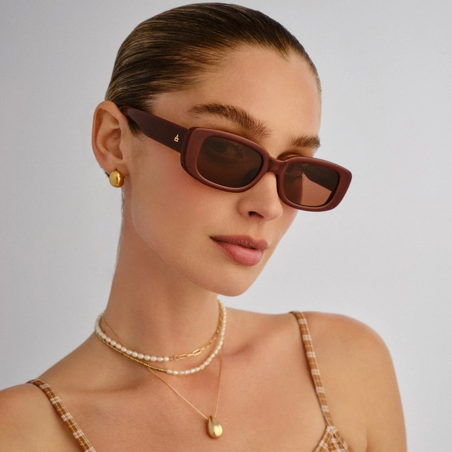 Aire Ceres Sunglasses Burgundy