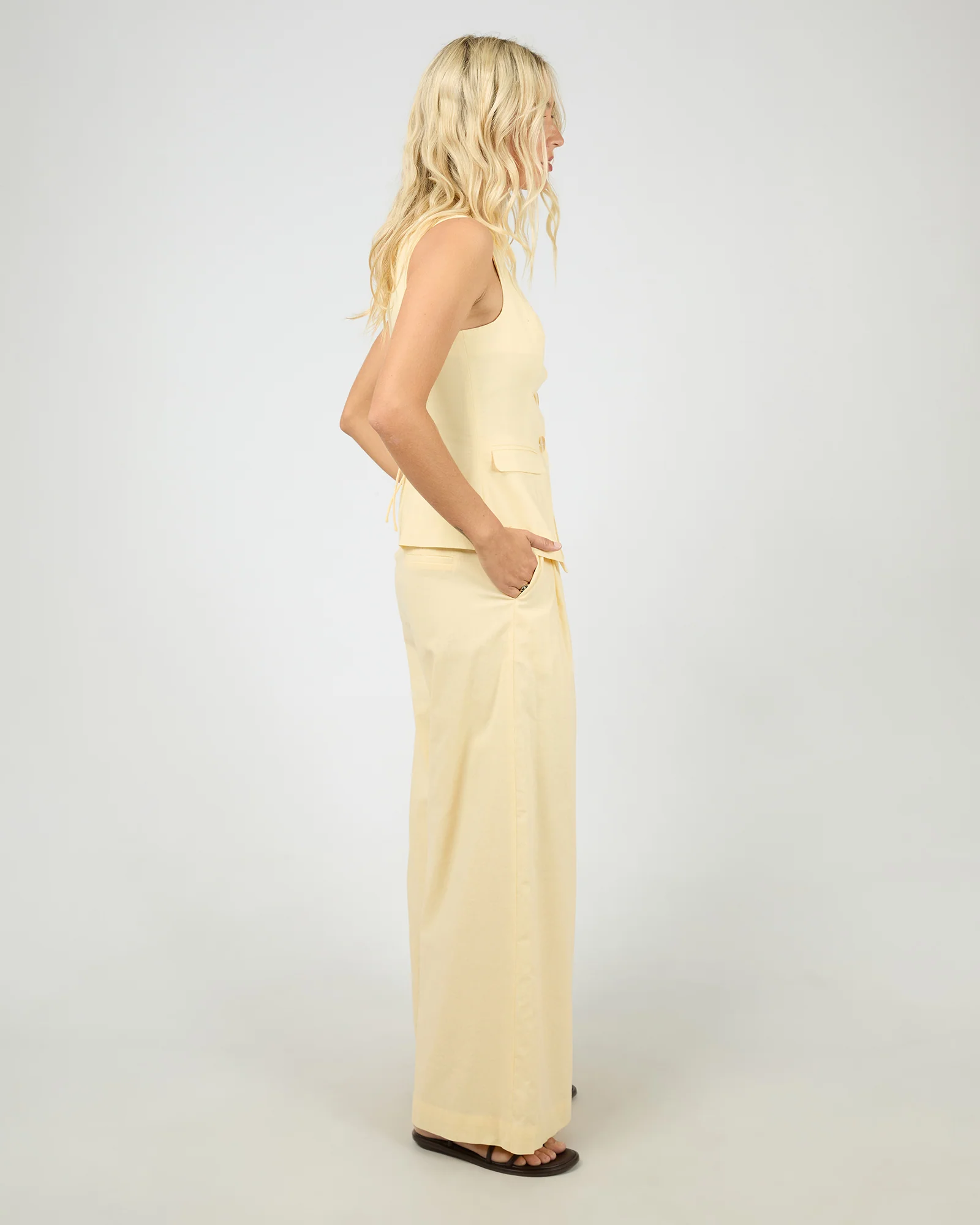 All About Eve Alessa Linen Vest Yellow - Image 10