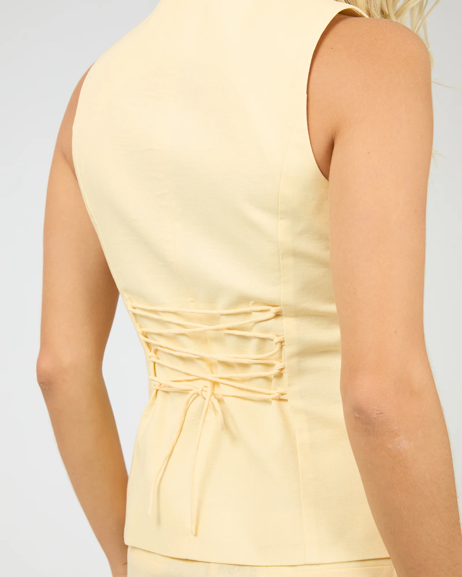 All About Eve Alessa Linen Vest Yellow - Image 11