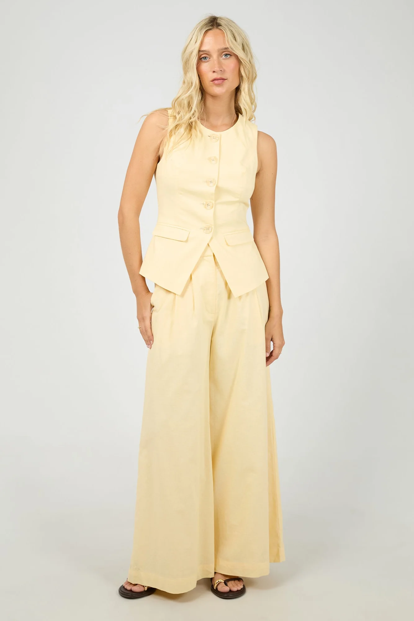 All About Eve Alessa Linen Vest Yellow - Image 7