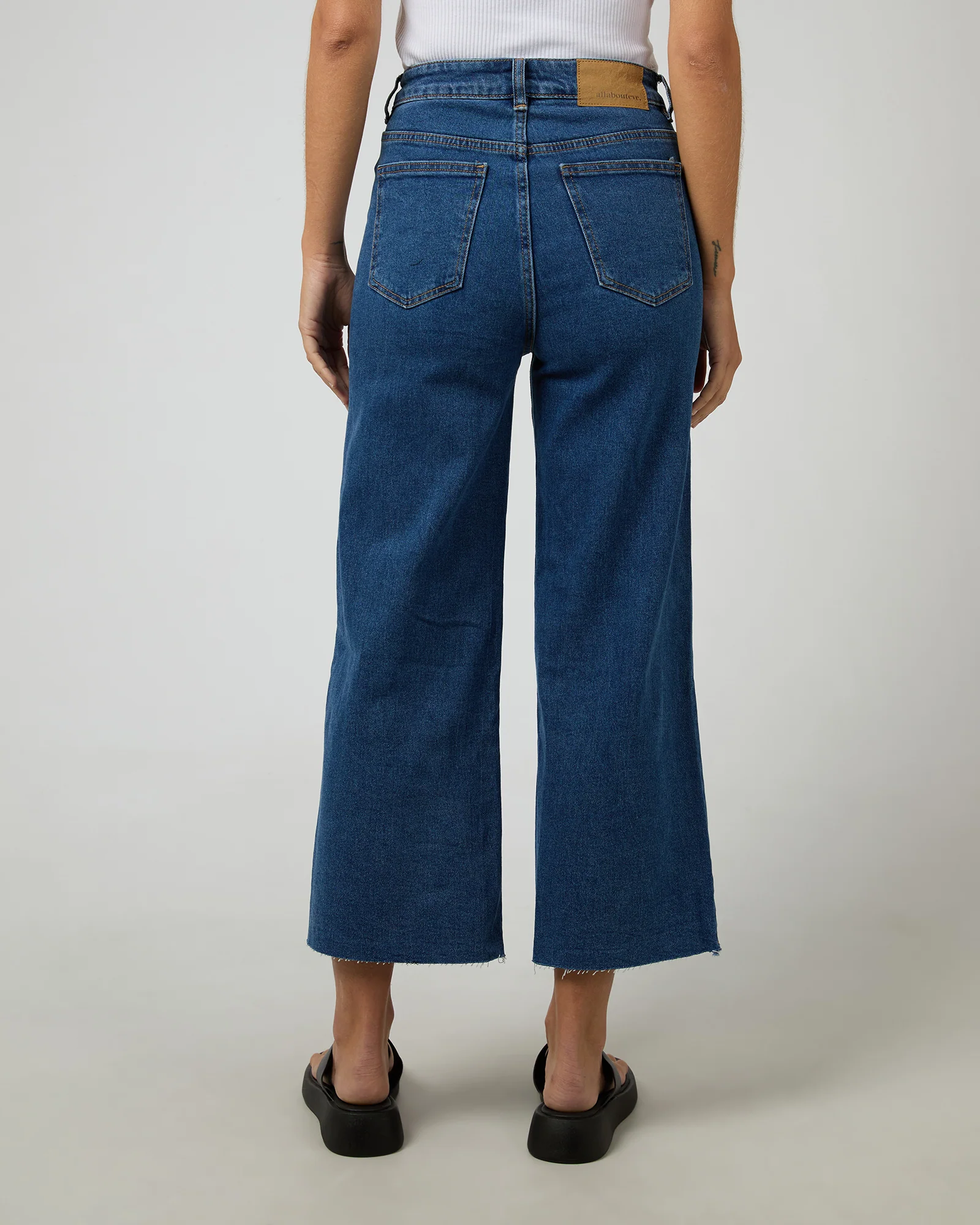 All About Eve Charlie High Rise Wide Leg Jean Mid Blue - Image 9