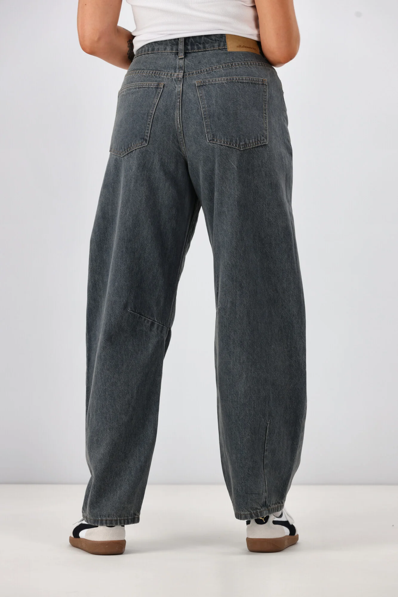 All About Eve Hallie Barrel Leg Jean Slate - Image 8