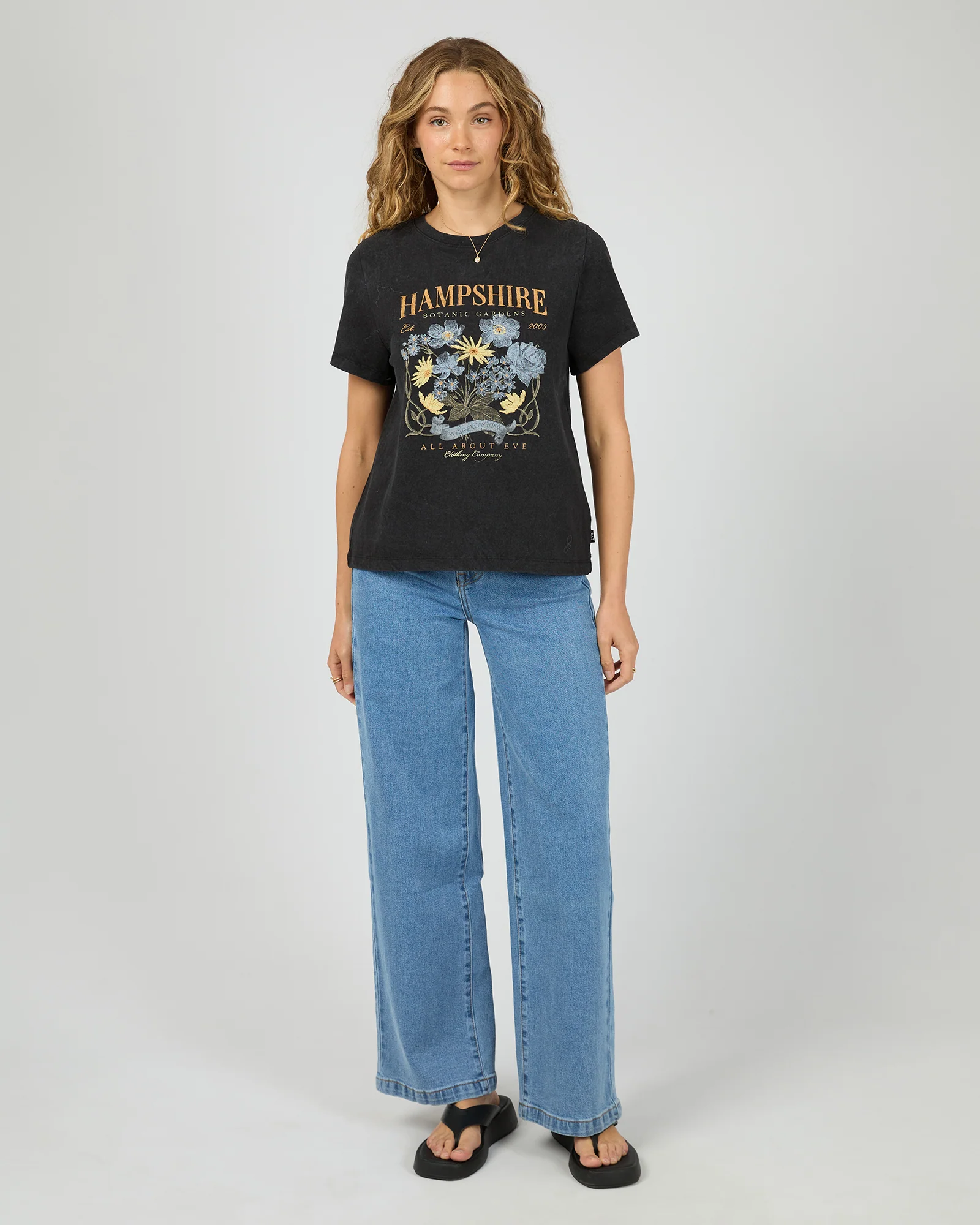 All About Eve Hampshire Regular Tee Washed Black - Image 4