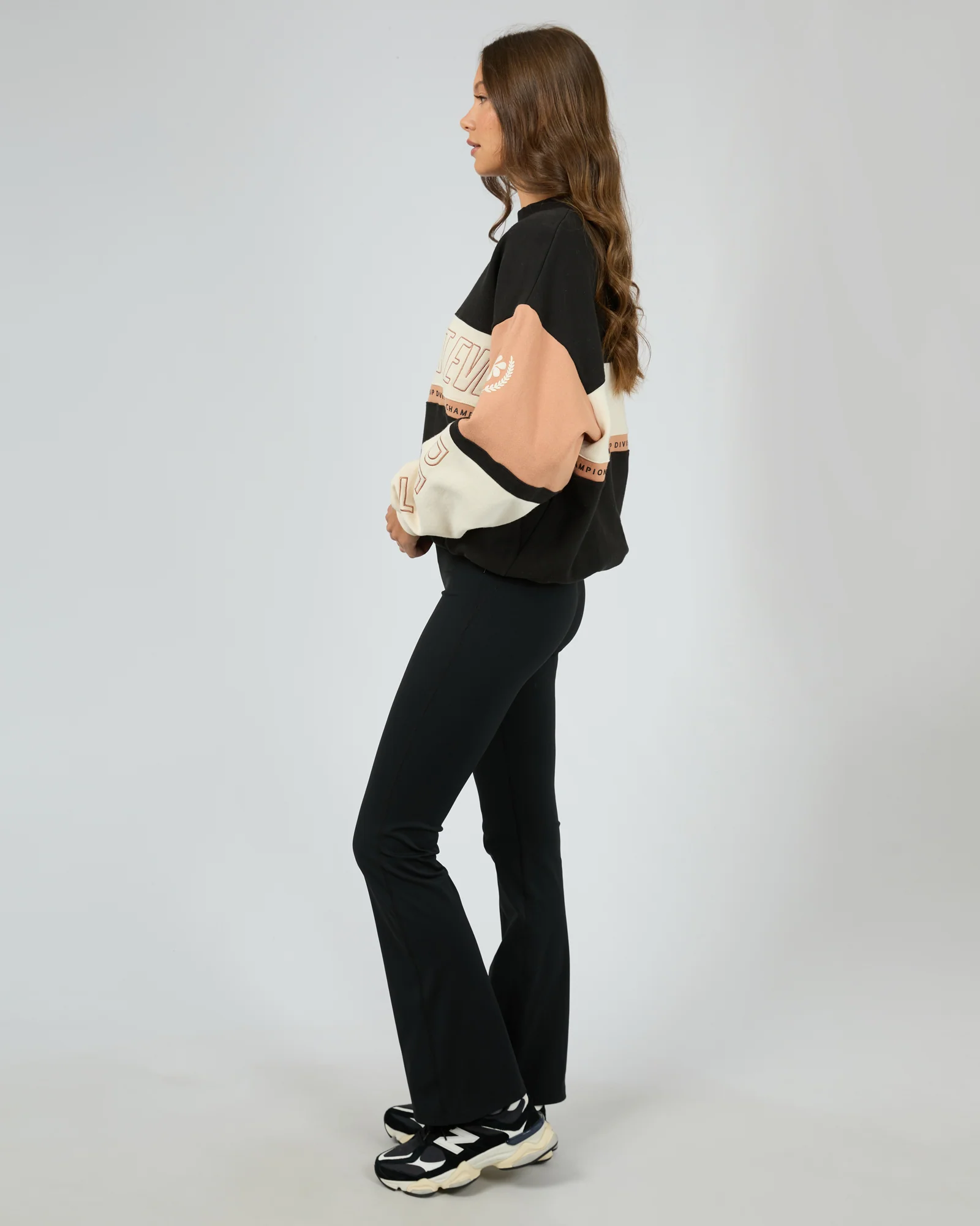 All About Eve Performance Slouch Panel Crew Black - Image 5