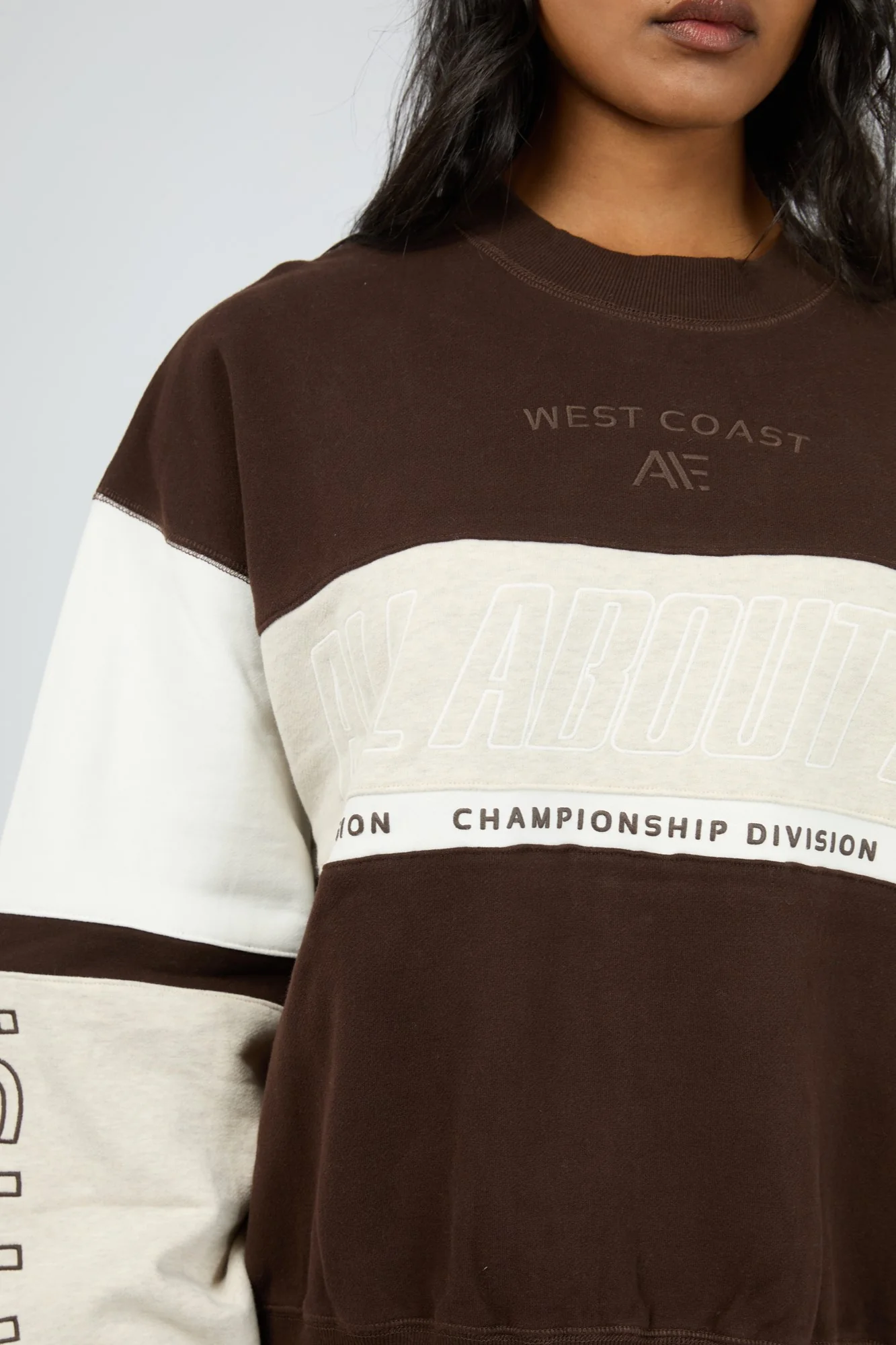 All About Eve Performance Slouch Panel Crew Brown - Image 2