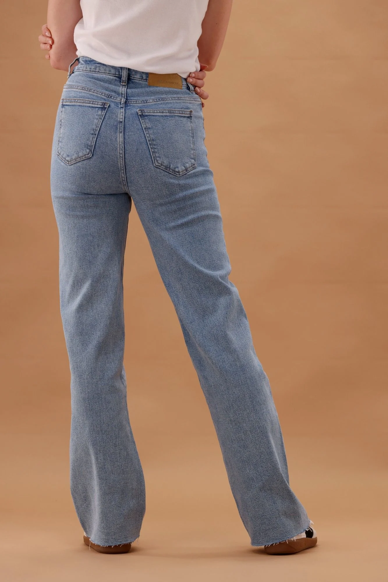 All About Eve Skye Comfort Jean Heritage Blue - Image 7