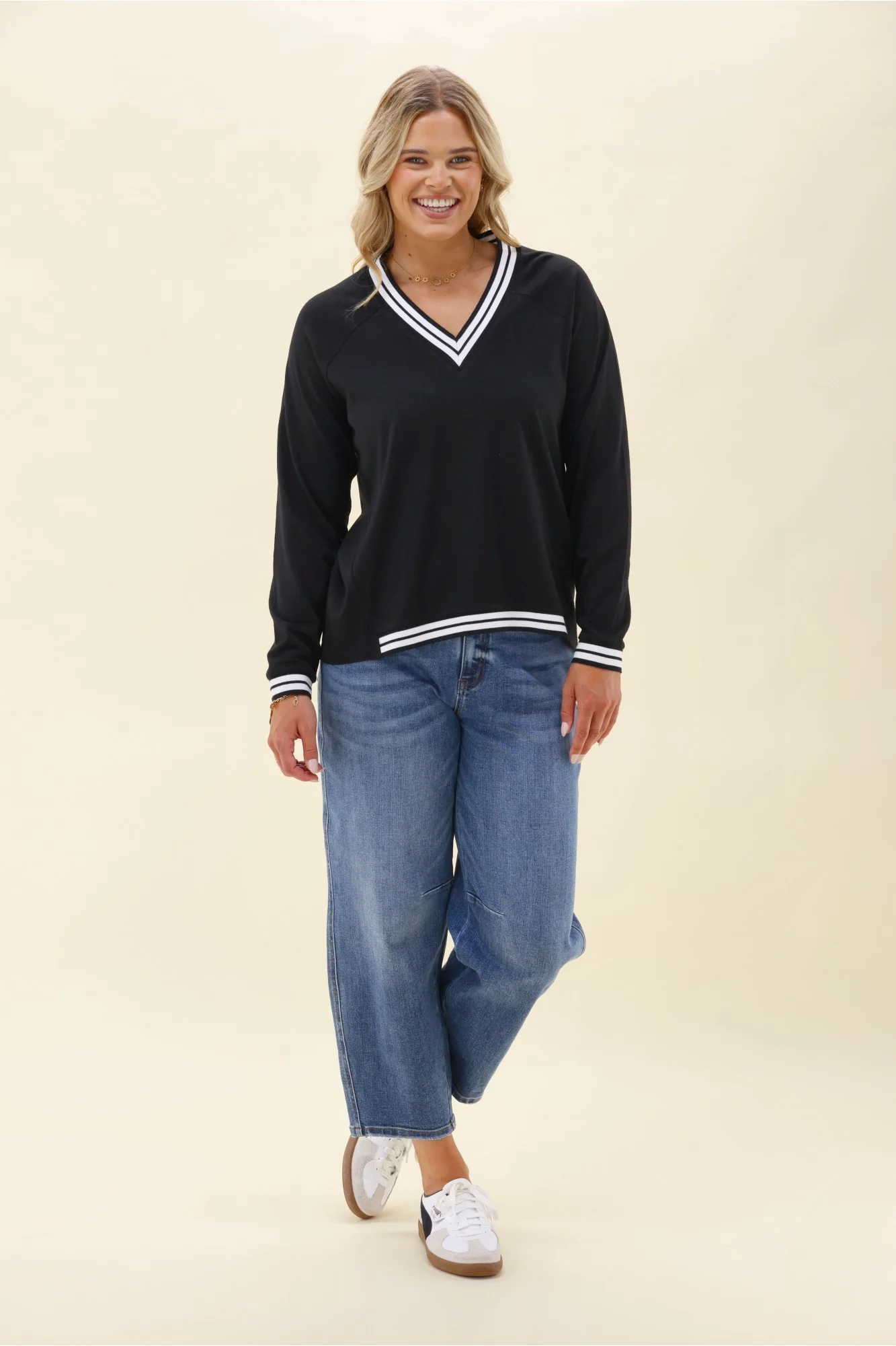Alpine by Shine On Alberta Merino Sports Trim Top Black - Image 4