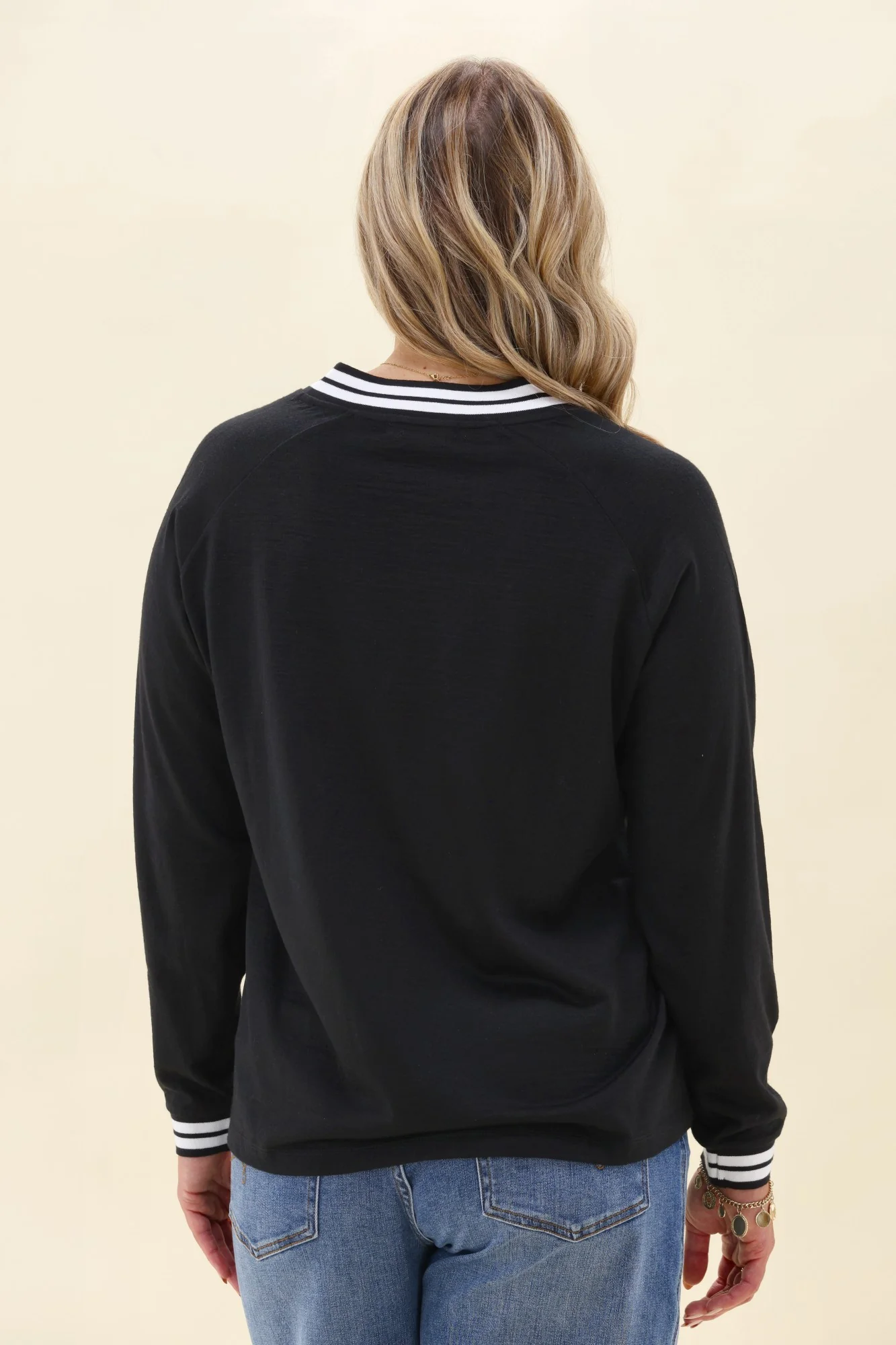 Alpine by Shine On Alberta Merino Sports Trim Top Black - Image 6