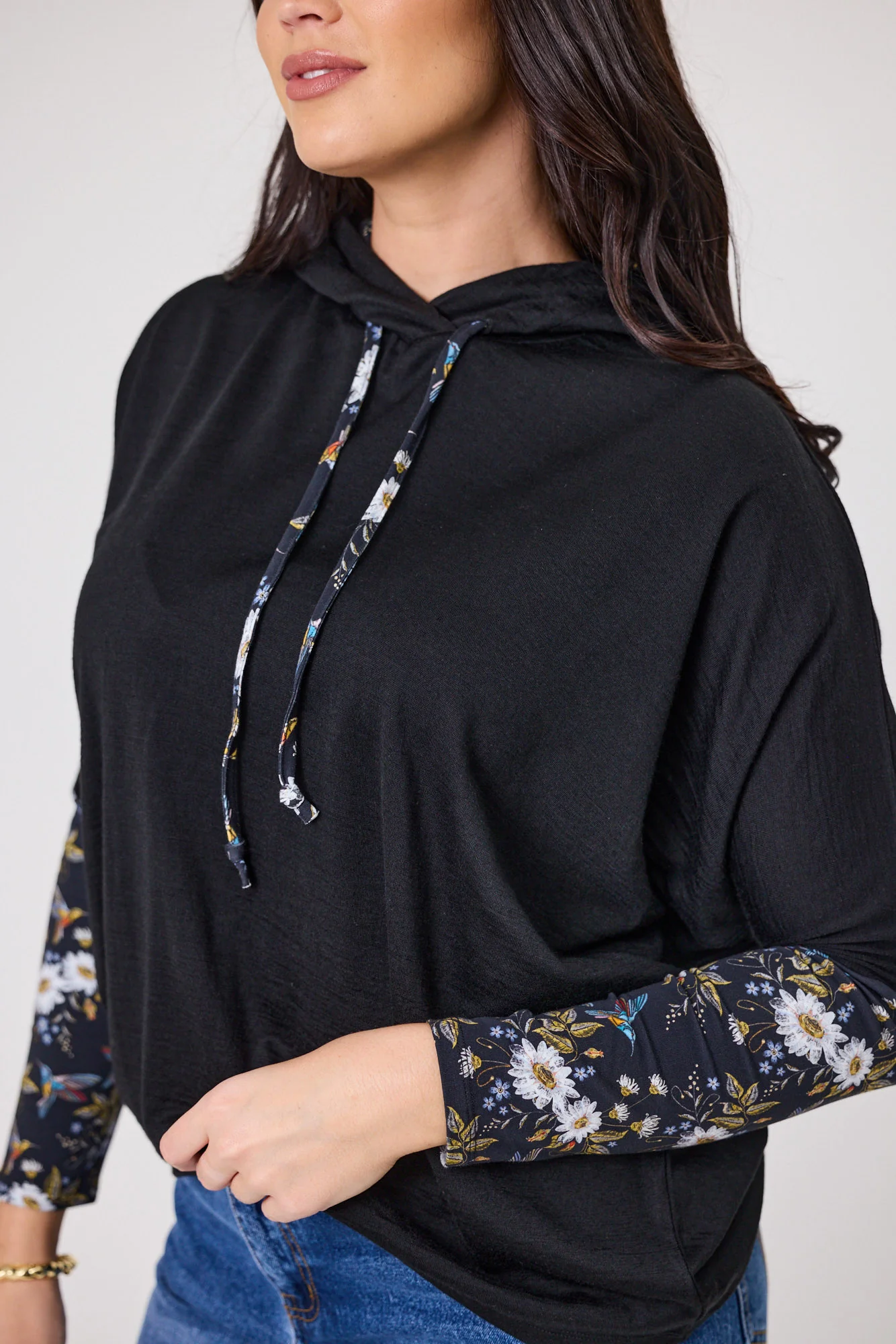 Alpine by Shine On Halifax Contrast Sleeve Hoodie Black - Image 2