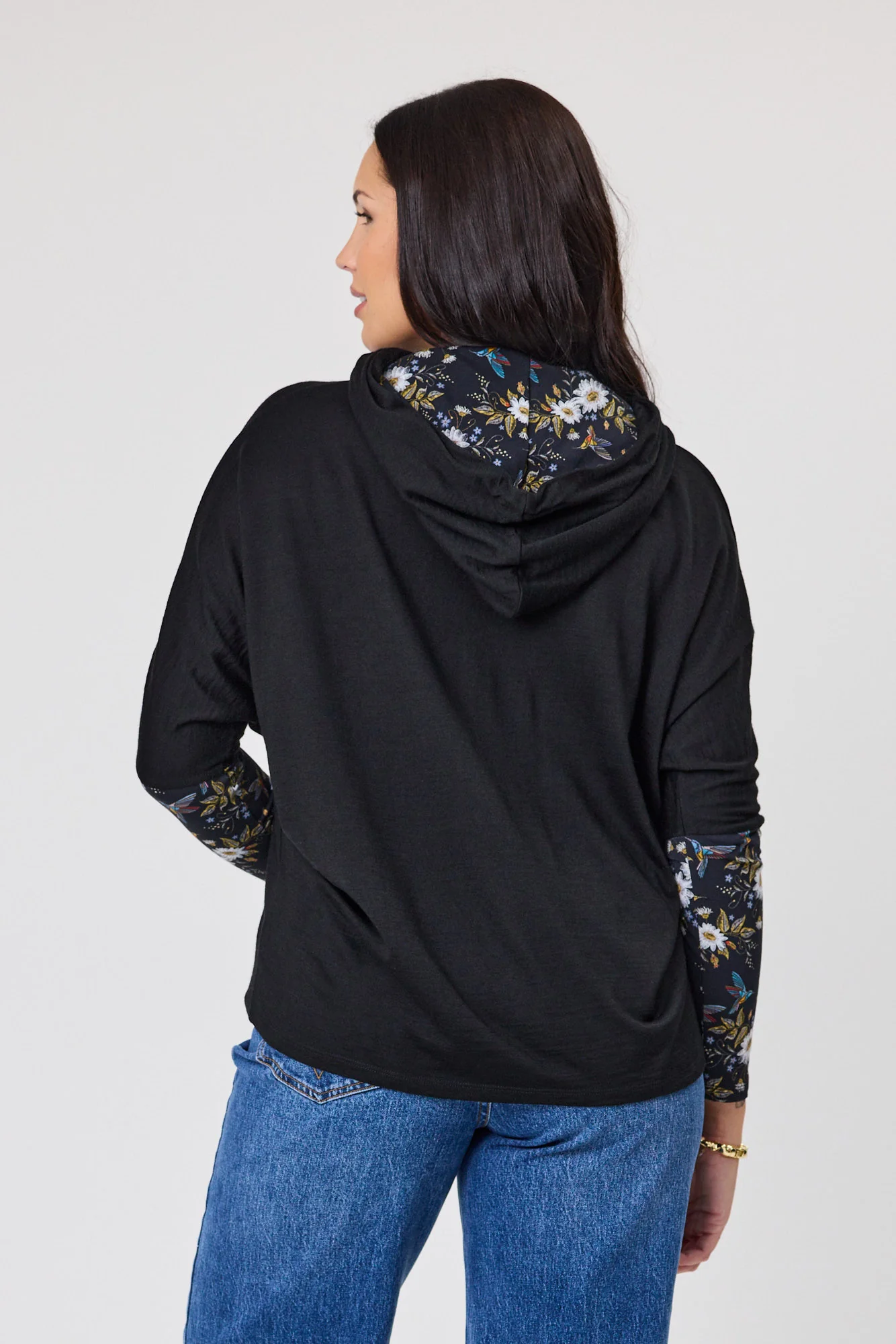 Alpine by Shine On Halifax Contrast Sleeve Hoodie Black - Image 5