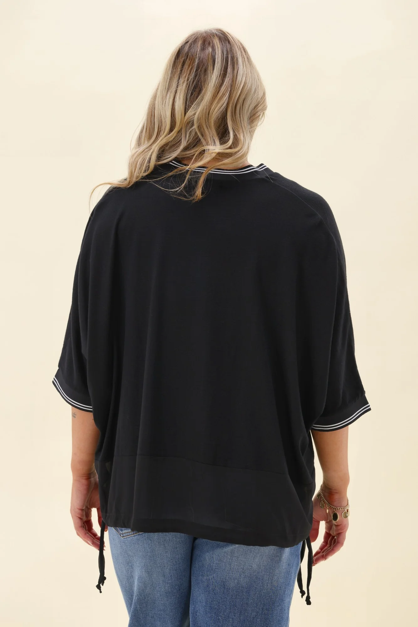 Alpine by Shine On Manchester Merino Cape Black - Image 6