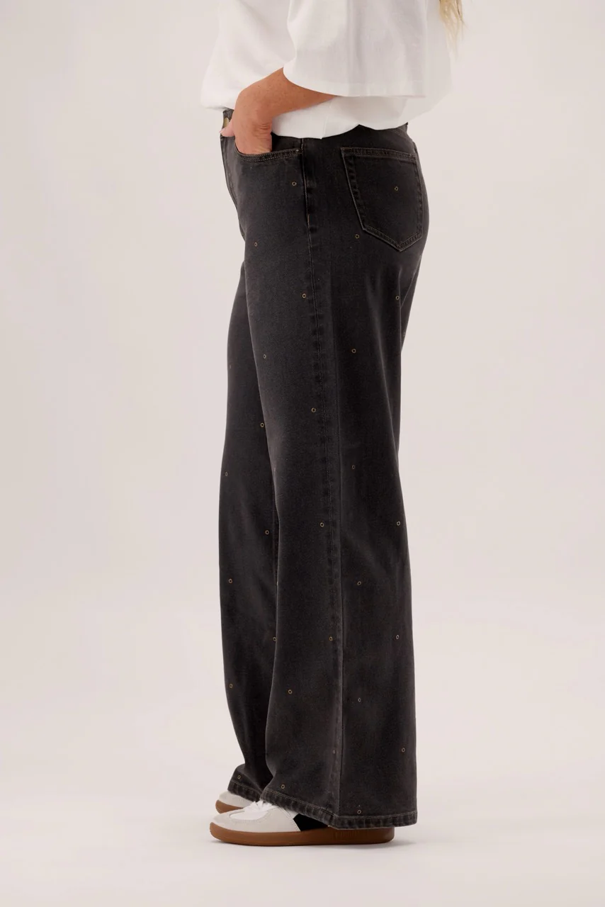 Ayva Amelia Slouchy Jean Washed Black - Image 3