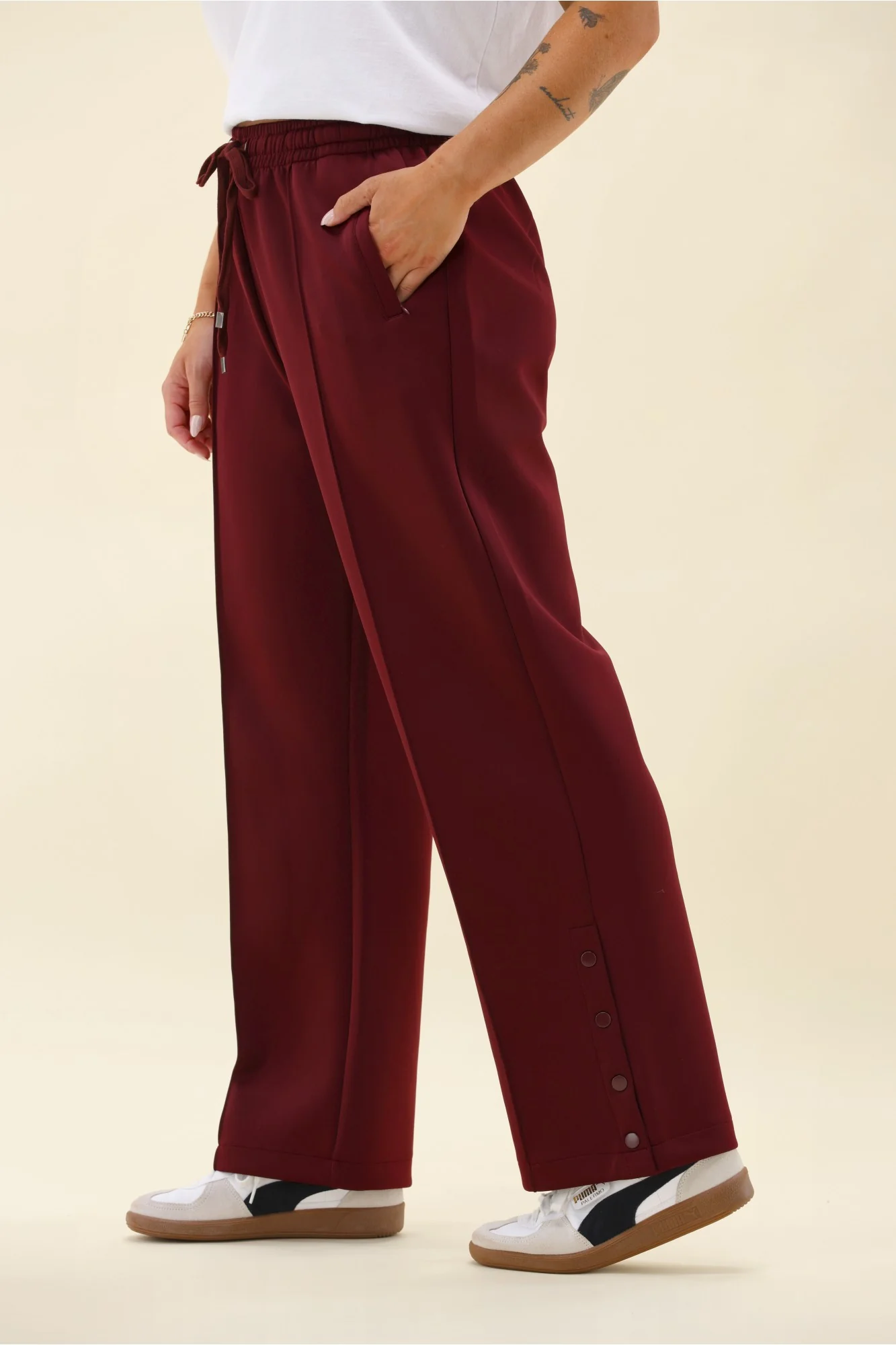 Ayva Erika Pant Burgundy - Image 2