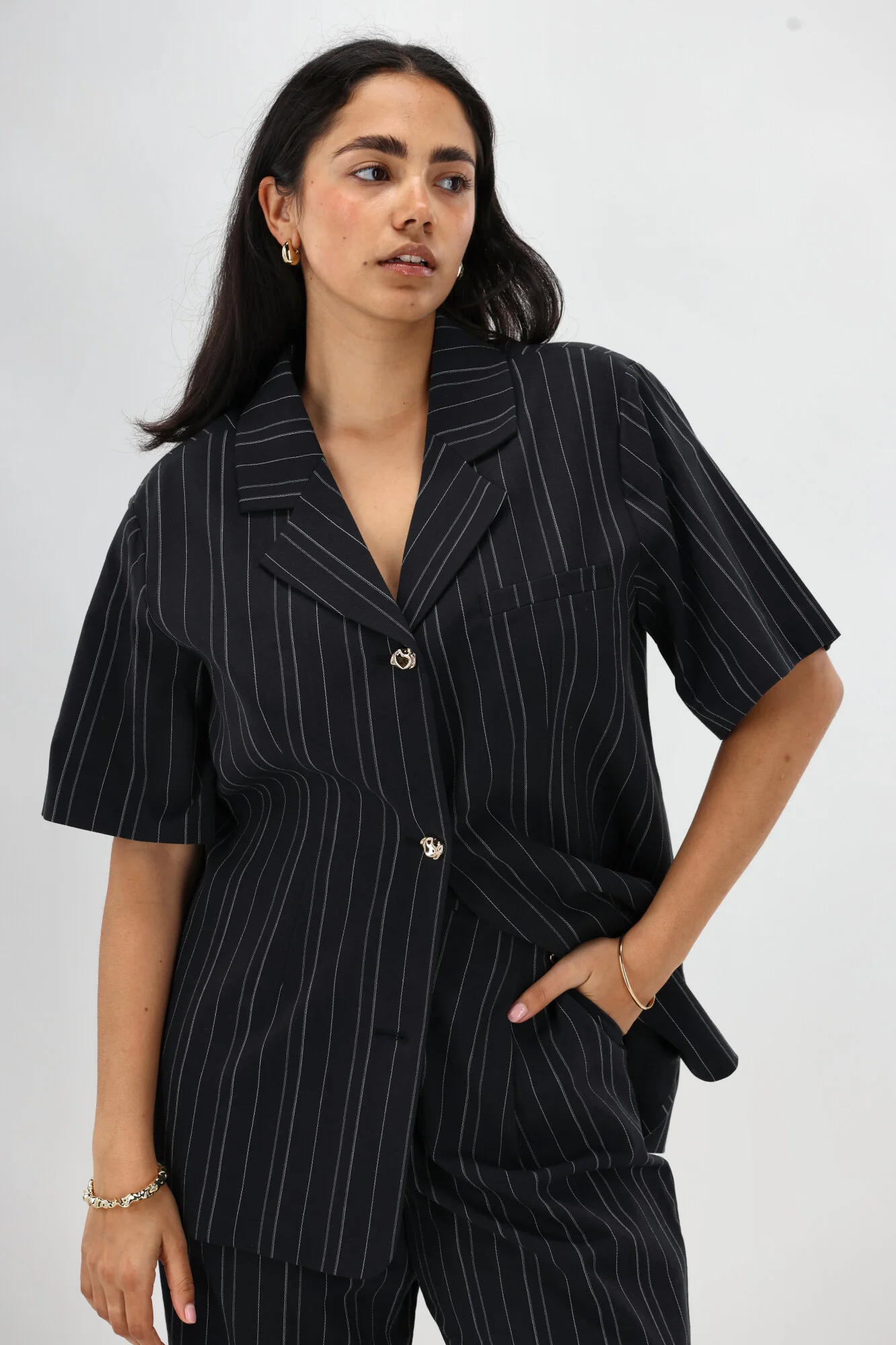 Ayva Noah Shirt Black Natural Stripe - Image 11