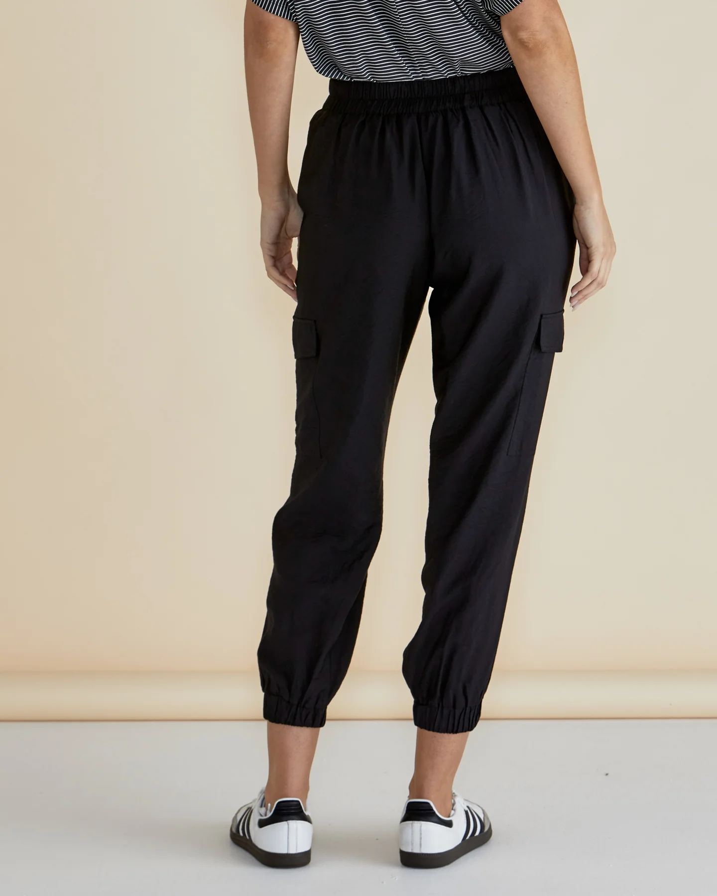 Betty Basics Adrianna Jogger Black - Image 3