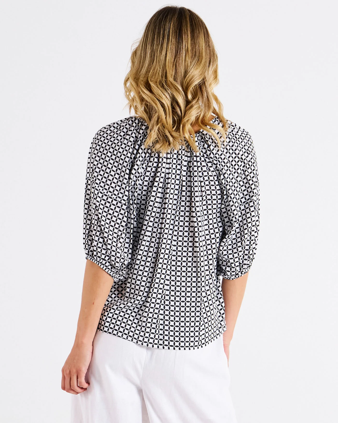 Betty Basics Camilla Blouse Geo Print - Image 4