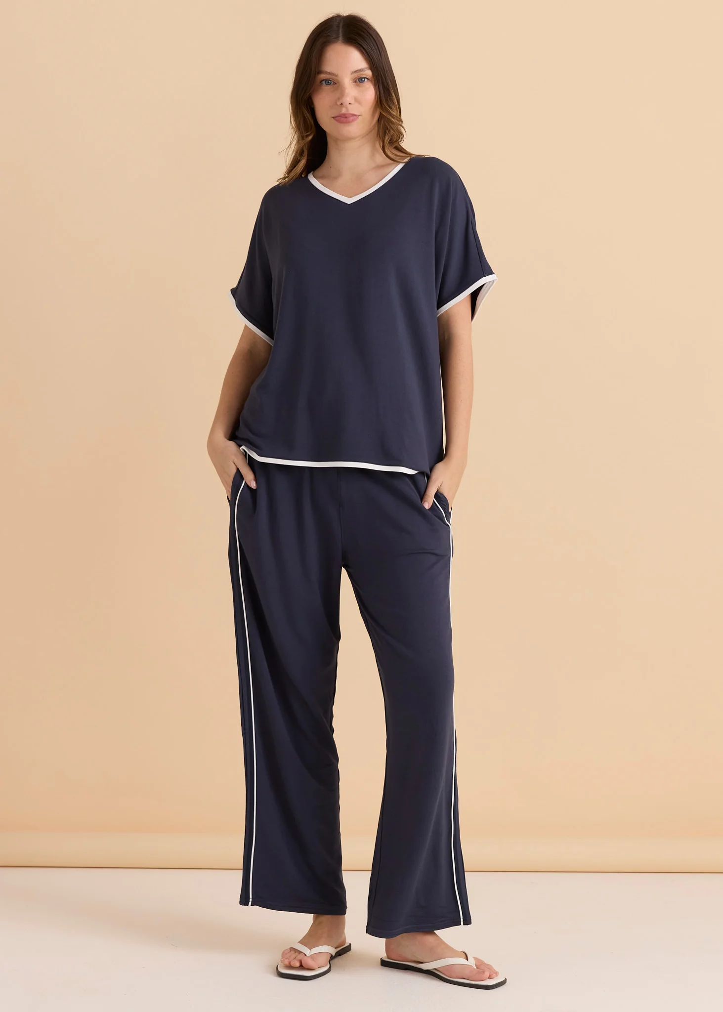 Betty Basics Clara Tee Petrol - Image 2