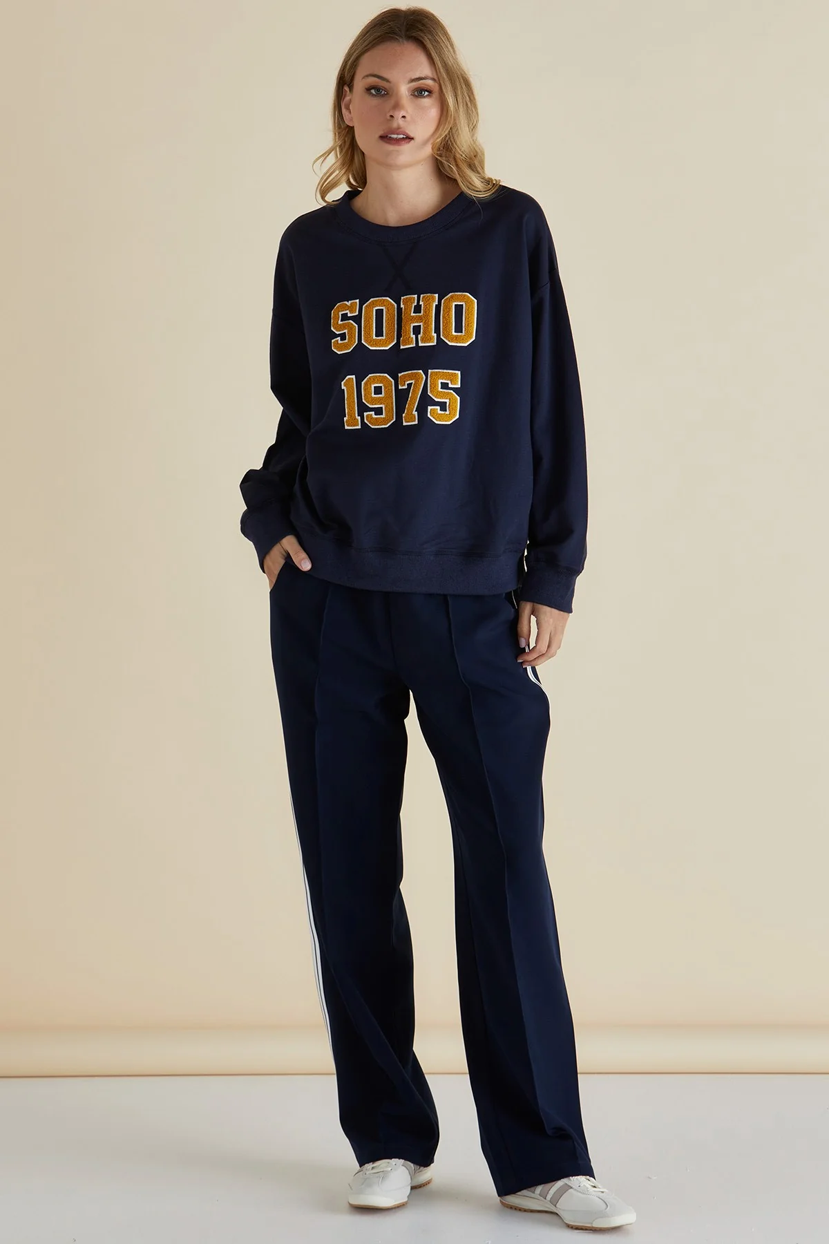 Betty Basics Maddison Jogger Navy - Image 2