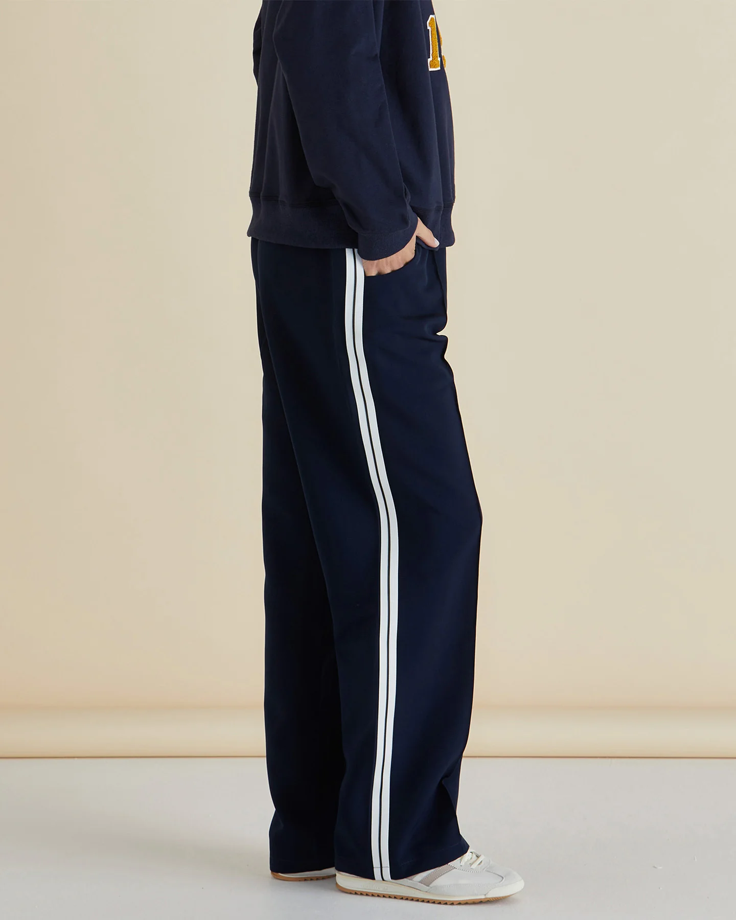 Betty Basics Maddison Jogger Navy - Image 3