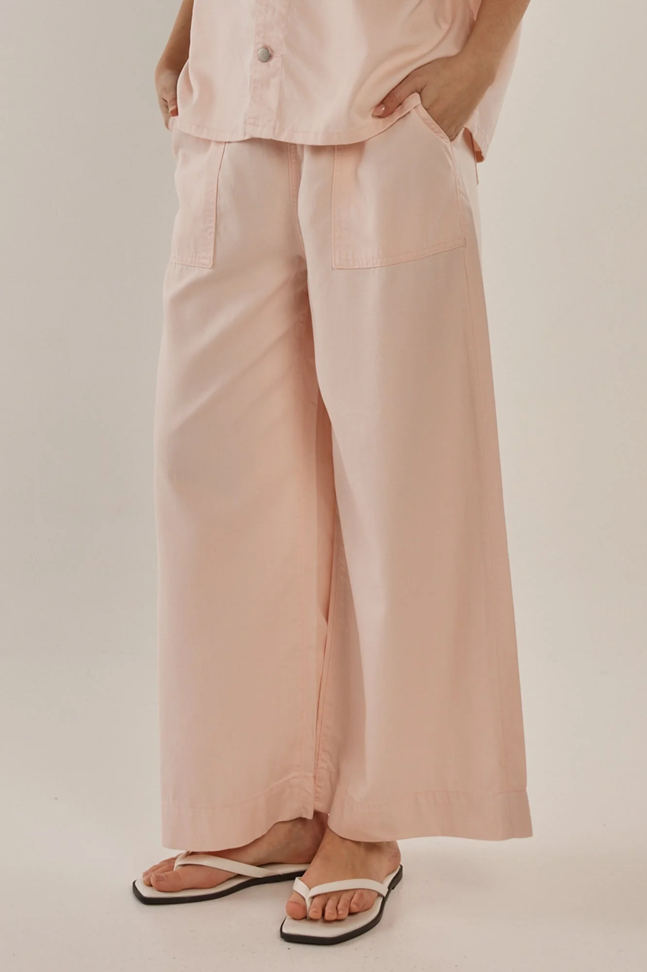 Betty Basics Saffra Relax Leg Jean Pink - Image 3