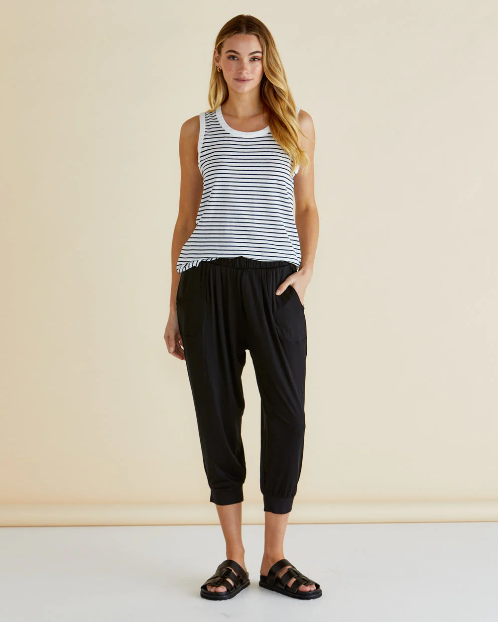Betty Basics Tokyo 3/4 Pants Black - Image 5