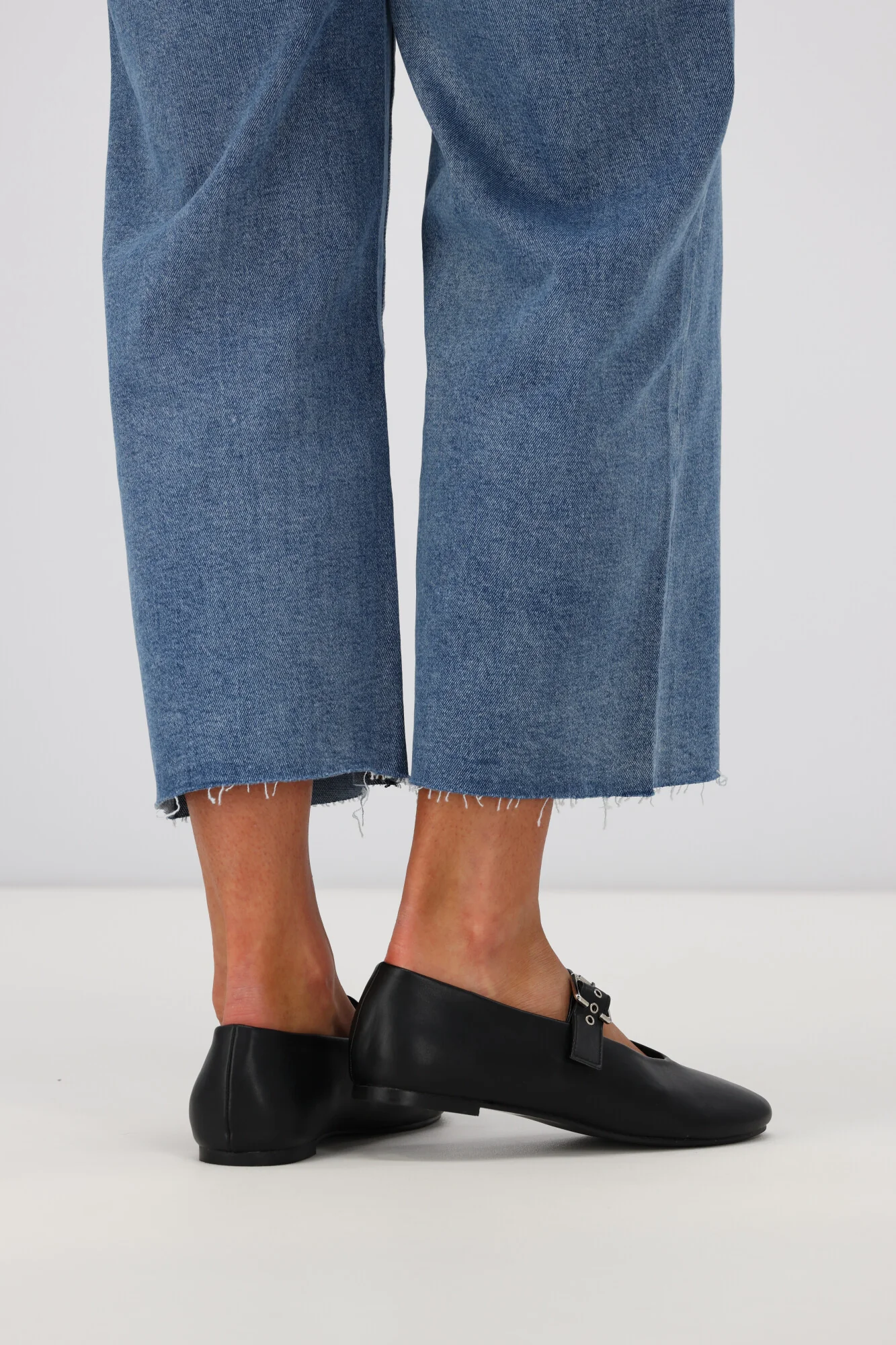 Billini Jaba Flats Black - Image 6