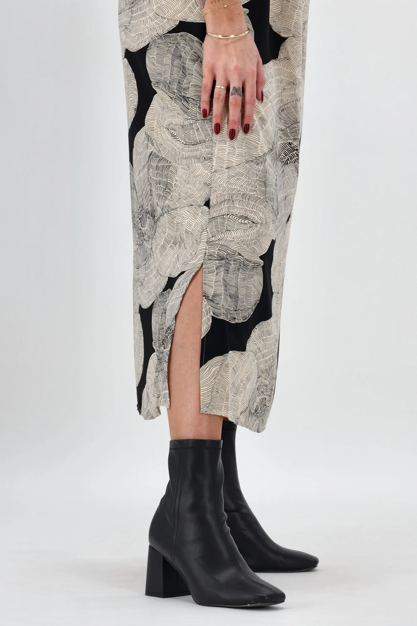 Celebration By Shine On Rhia Dress Floral Black - Image 10