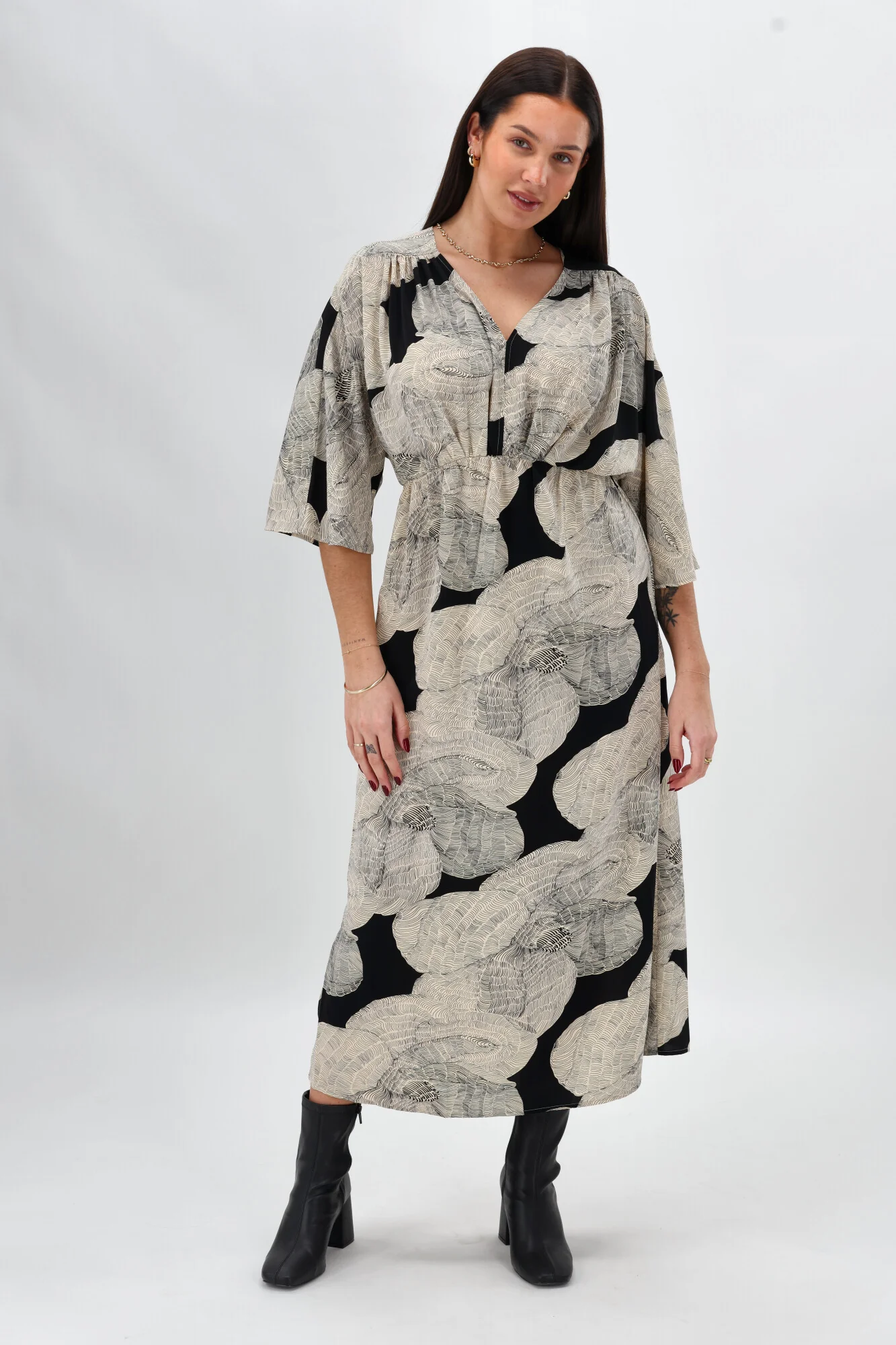 Celebration By Shine On Rhia Dress Floral Black - Image 7