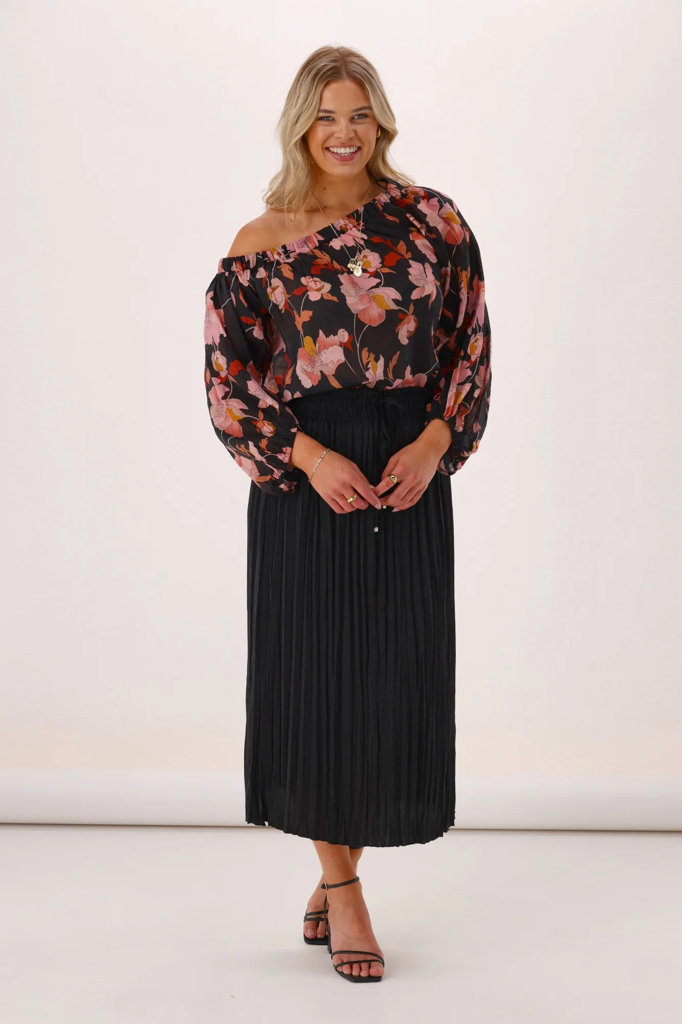 Celebration Connor Sateen Skirt Black - Image 6