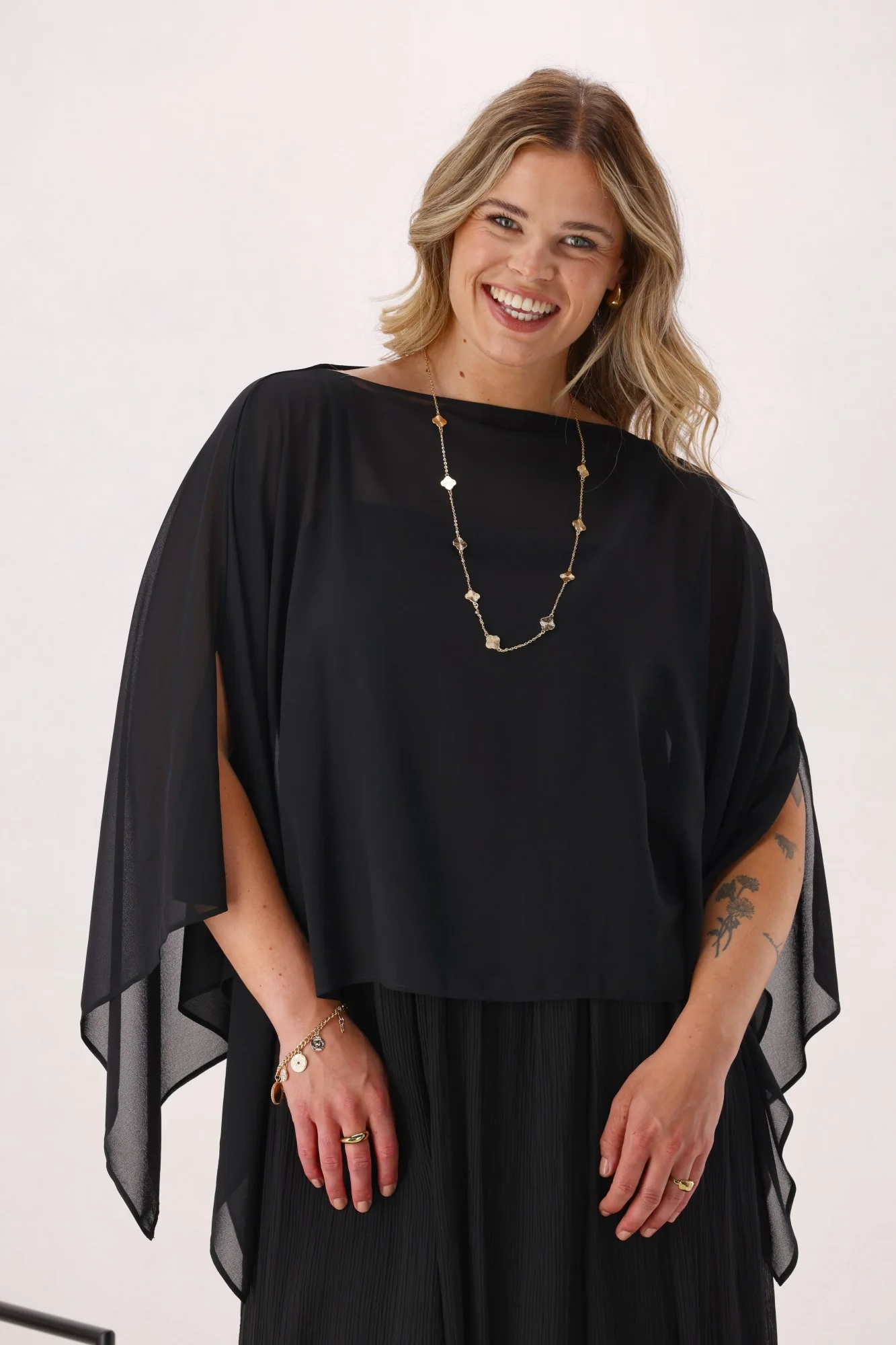 Celebration Elizabeth Cover Up Black - Image 4