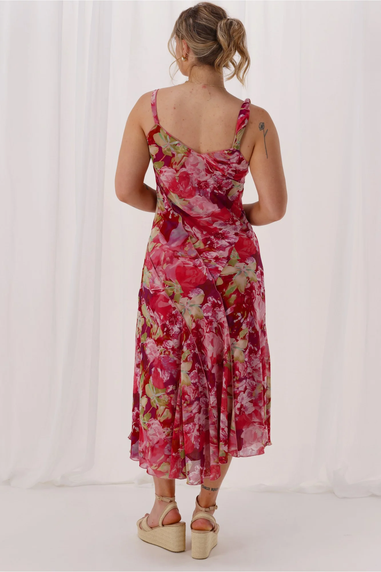 Celebration Tully Maxi Dress Pink Floral - Image 9