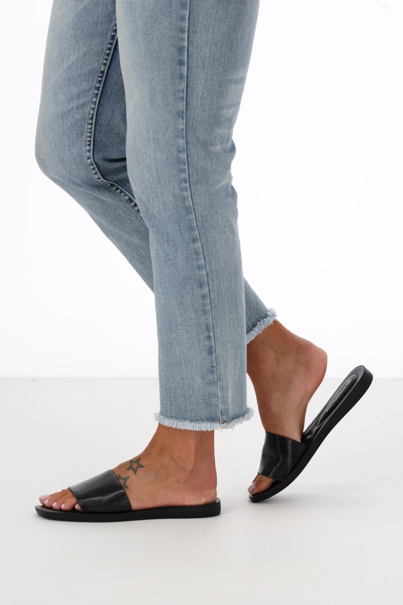 Cherry Lane Athena Slide Black - Image 6