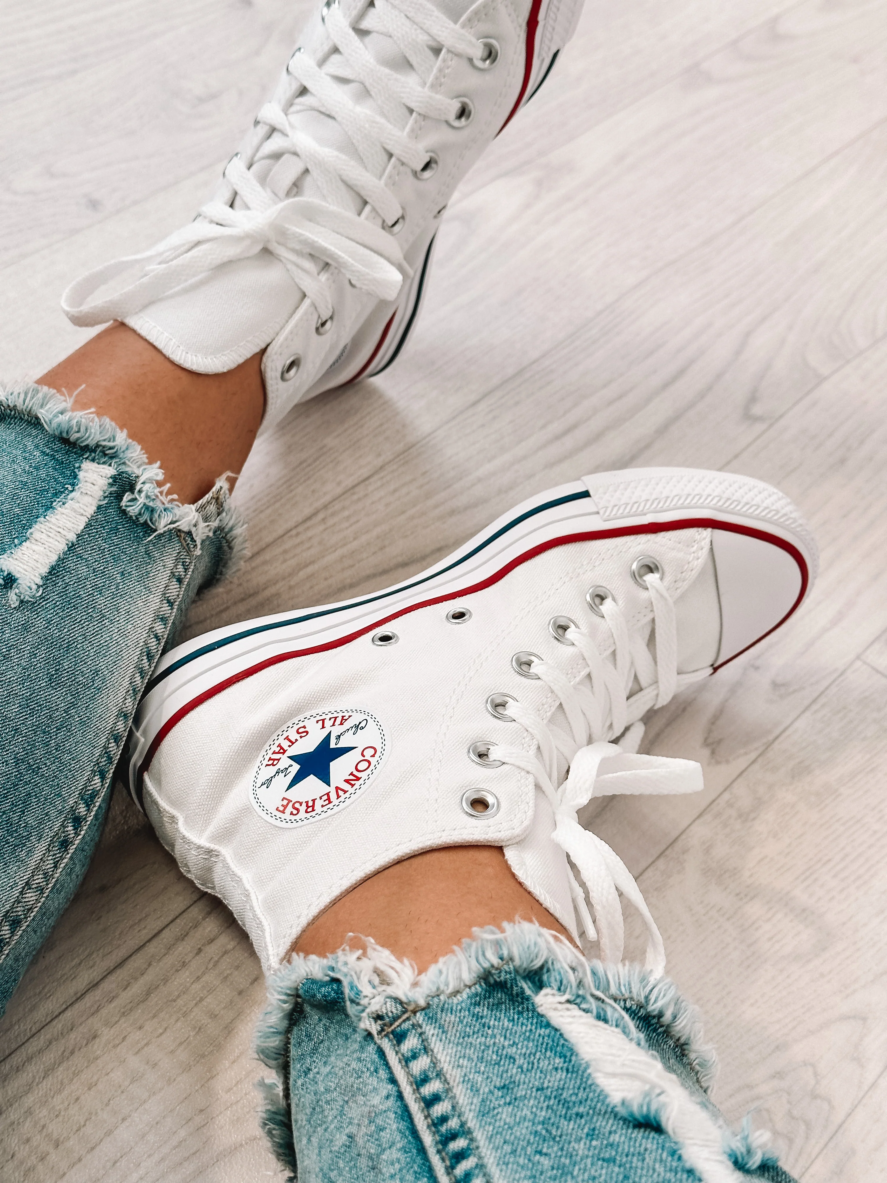 Converse Chuck Taylor All Star High White - Image 9