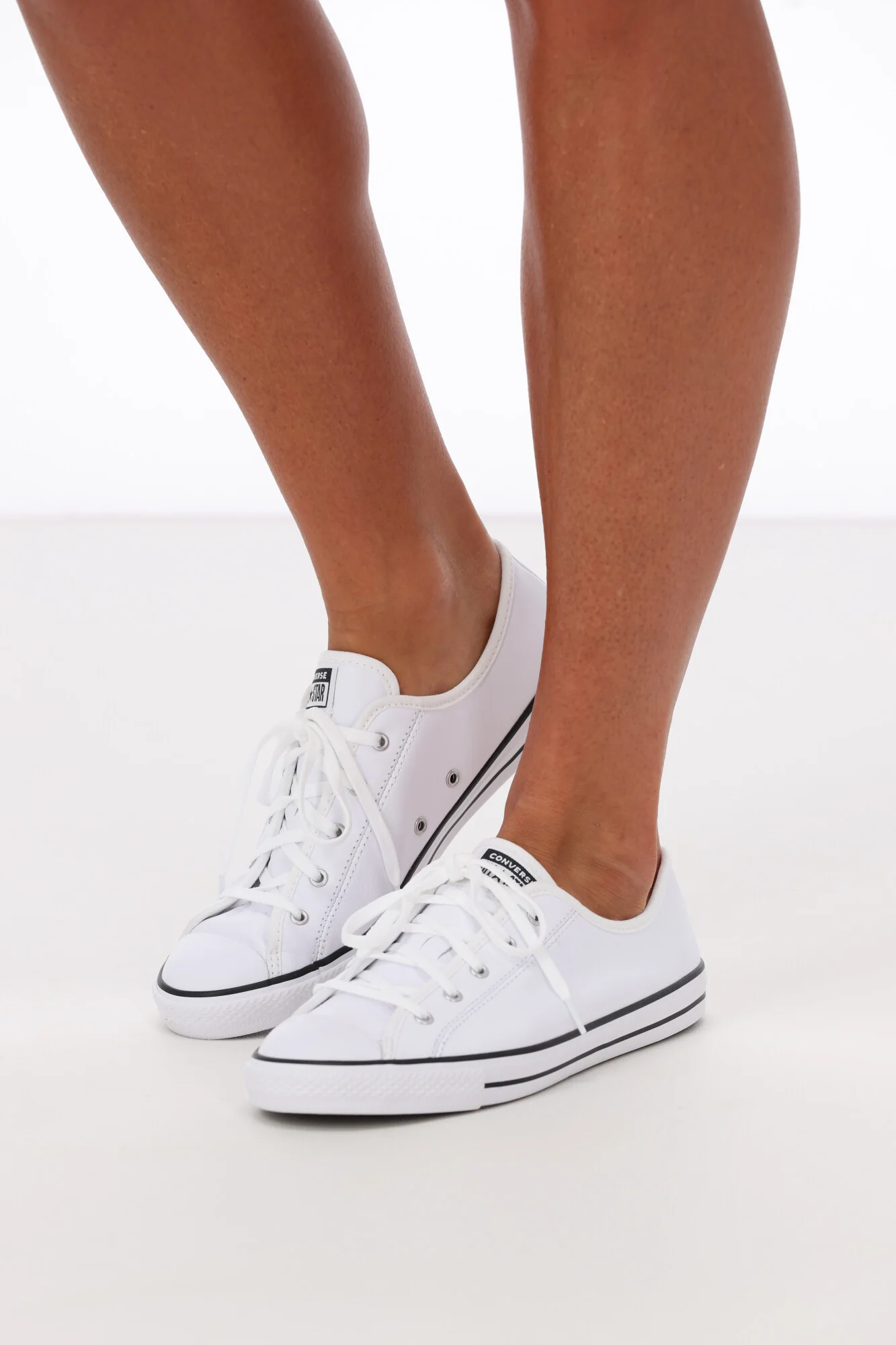 Converse Chuck Taylor Dainty Leather Low White - Image 4