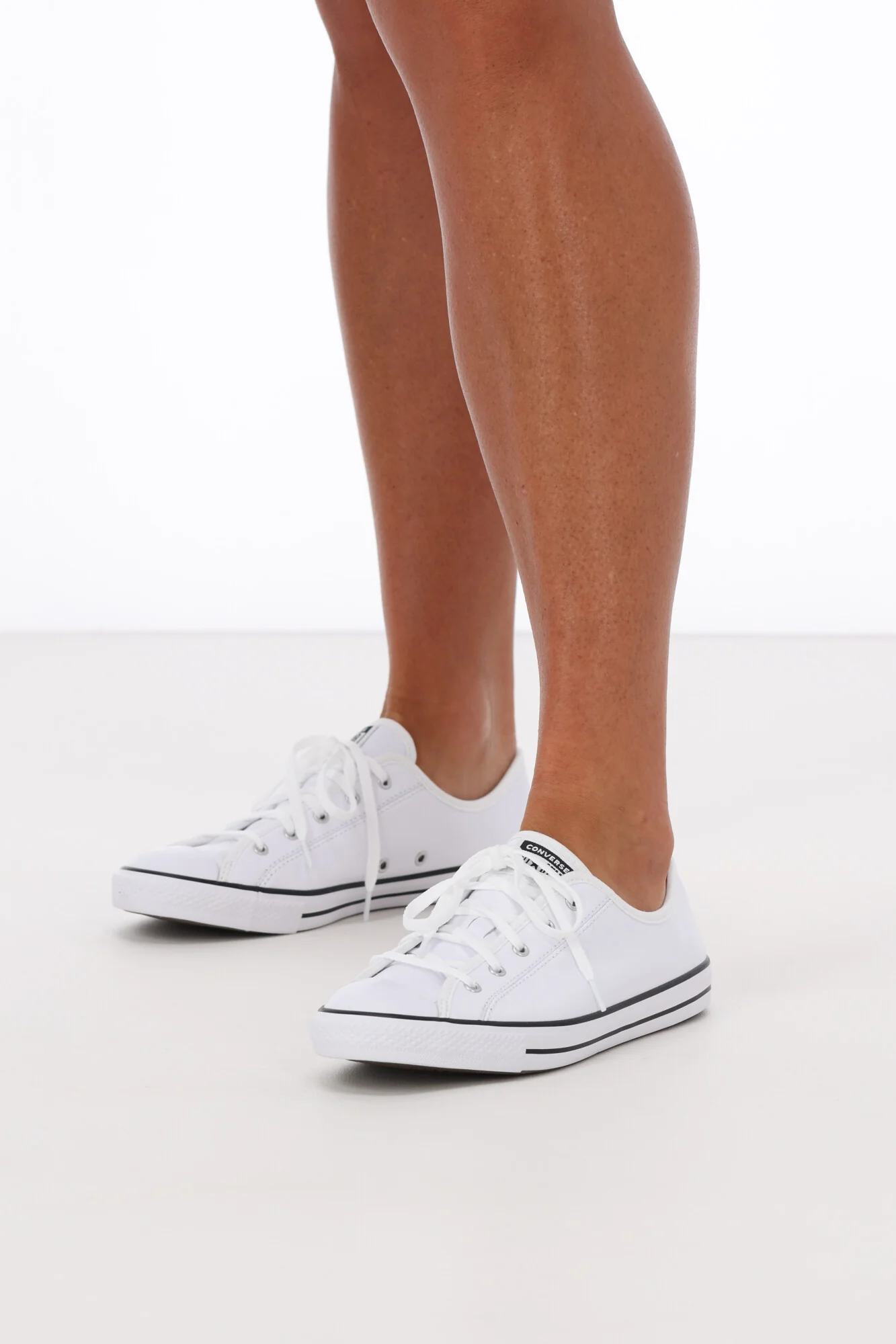 Converse Chuck Taylor Dainty Leather Low White - Image 5
