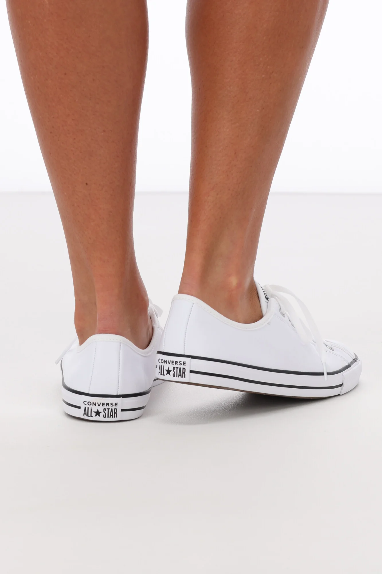 Converse Chuck Taylor Dainty Leather Low White - Image 7
