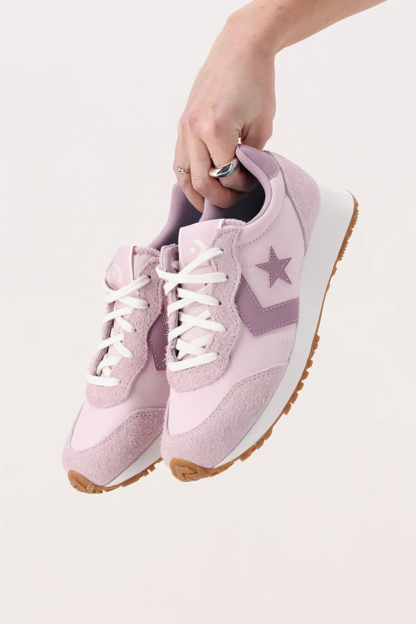 Converse Chuck Taylor Omega Trainer Summit Pink/Barely Grape - Image 2