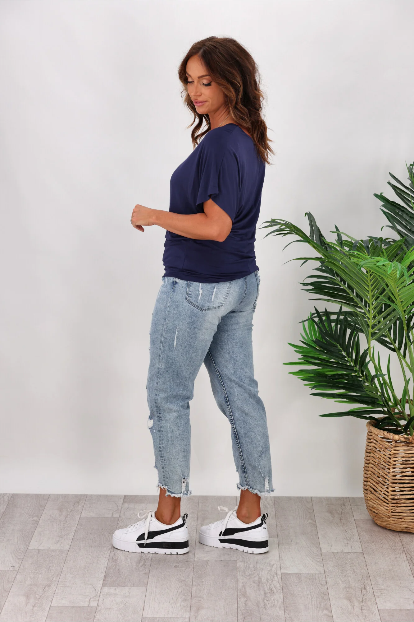 Betty Basics Maui Tee In Navy - Image 5