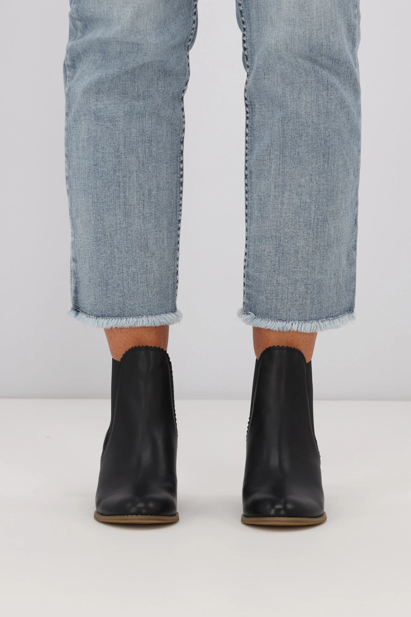 Django & Juliette Sadore Black Natural Heel Leather Boot - Image 4