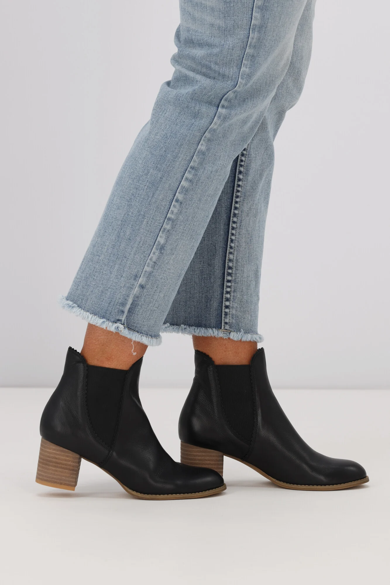 Django & Juliette Sadore Black Natural Heel Leather Boot - Image 5