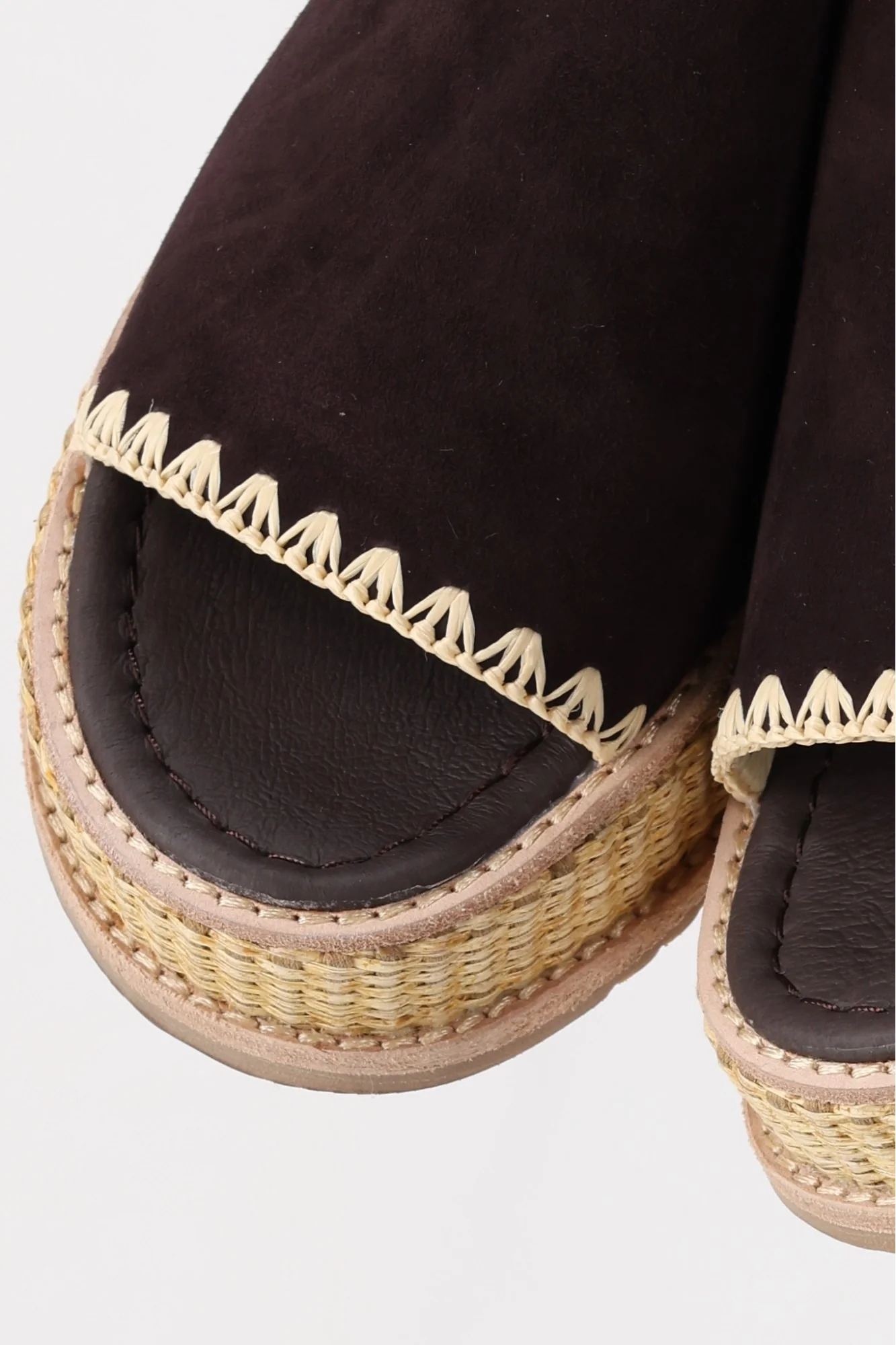 Django & Juliette Vibe Platform Chocolate Suede - Image 6