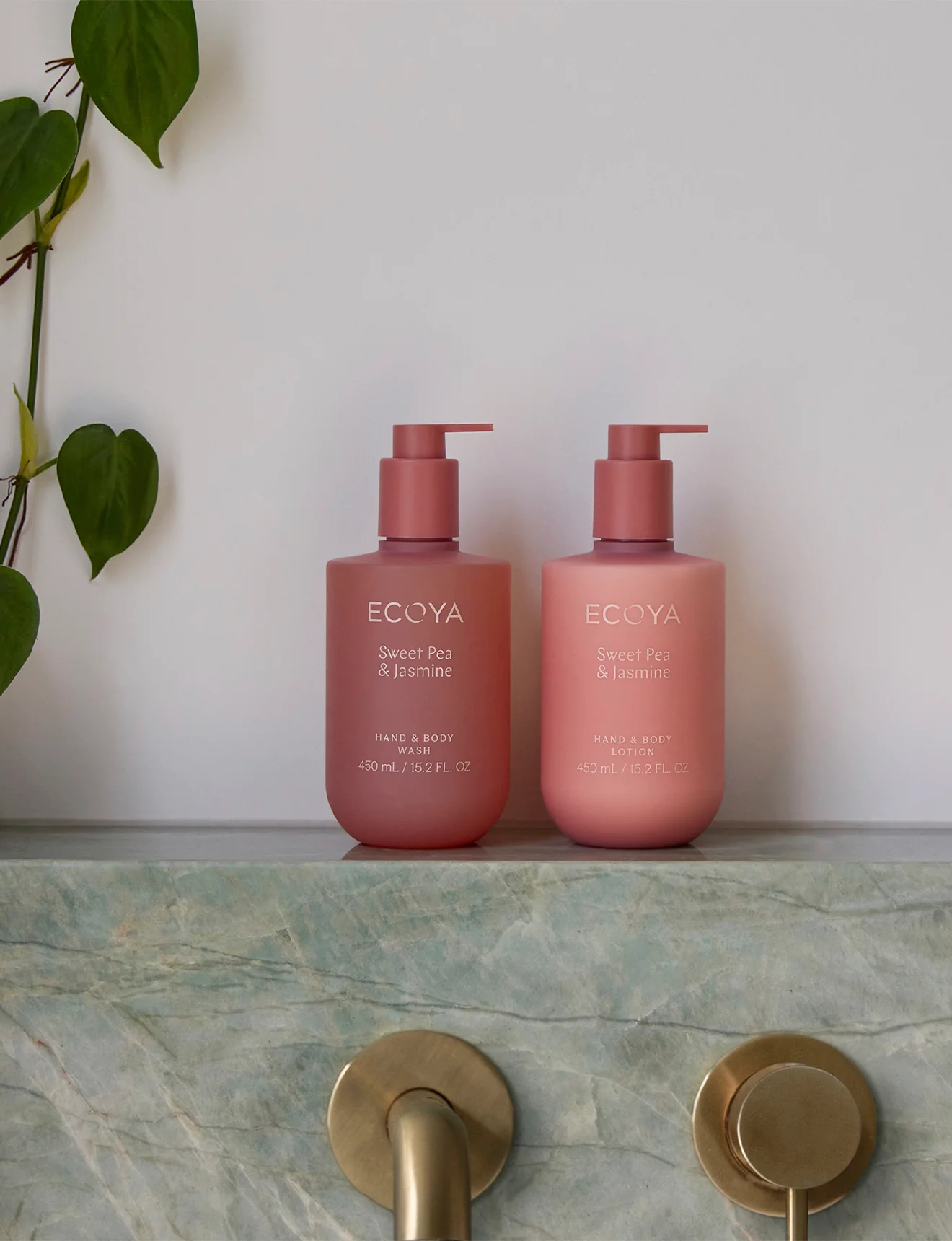 Ecoya Hand & Body Lotion Sweet Pea & Jasmin 450ml - Image 2