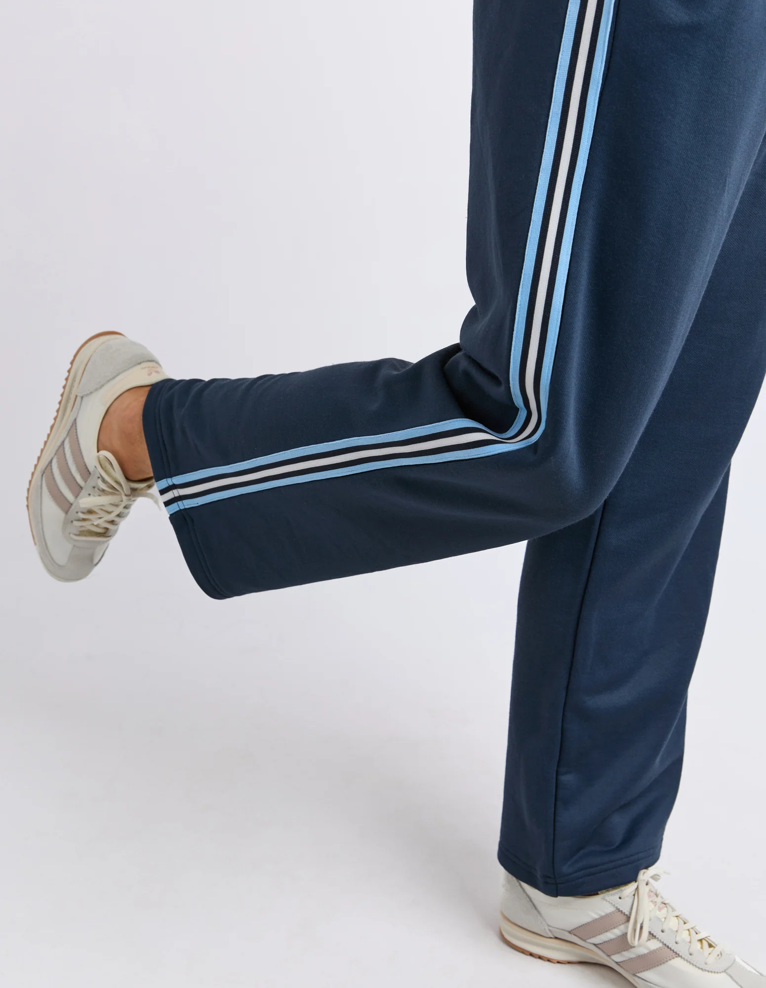 Elm Amara Trackpant Navy - Image 5