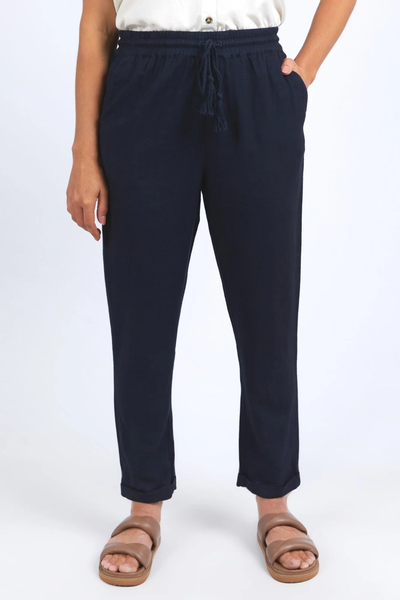 Elm Clem Relaxed Pant Dark Sapphire - Image 2