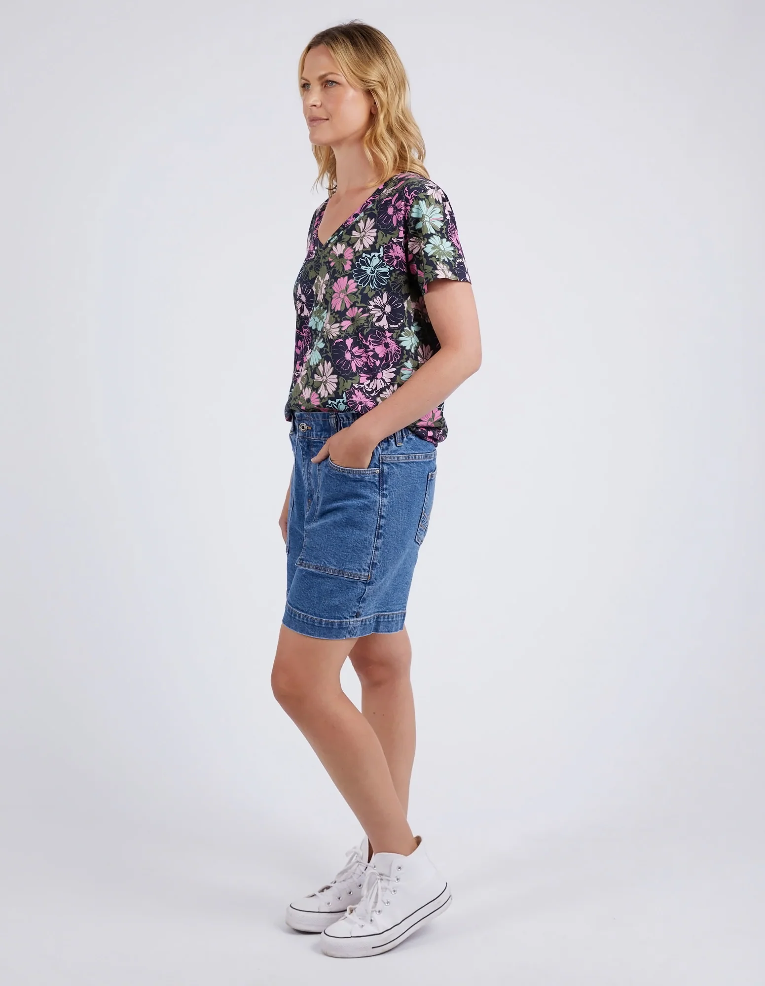 Elm Florentina Vee Tee Navy - Image 6