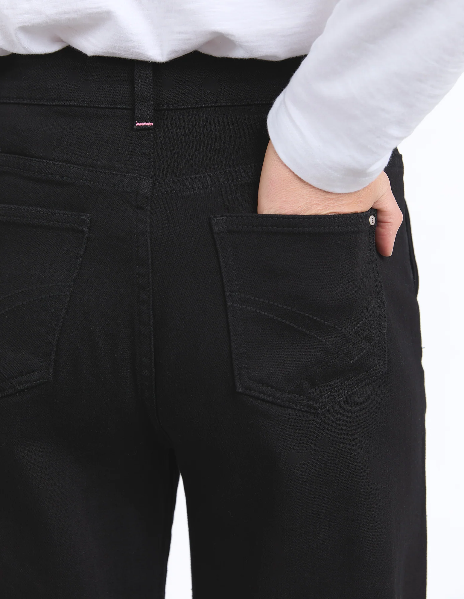 Elm Izzy Wide Leg Jean Black - Image 6