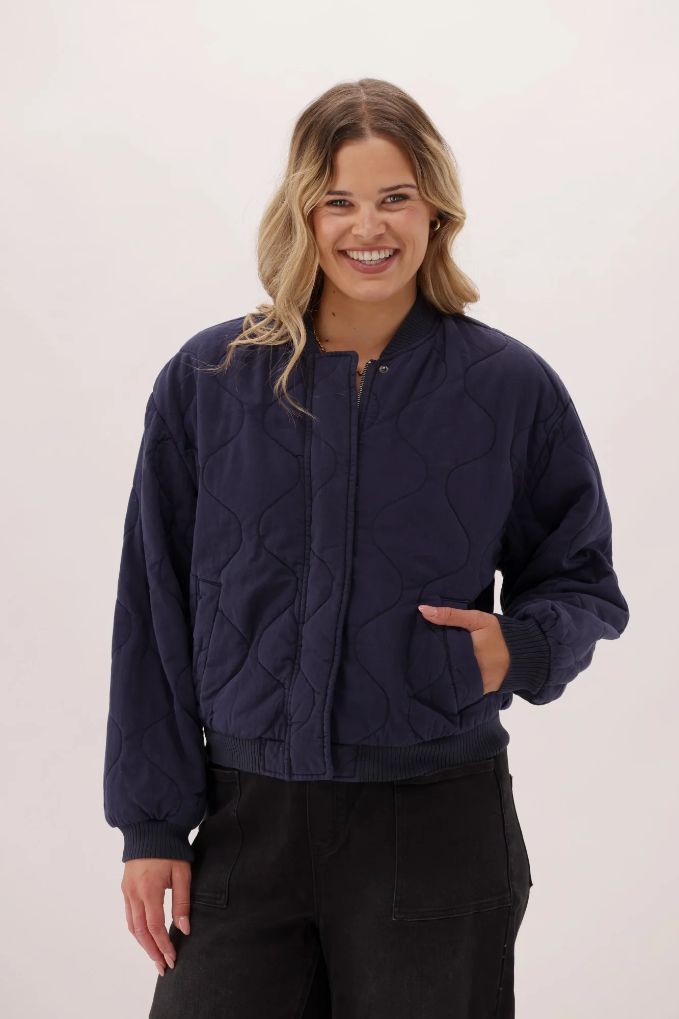 Elm Jean Bomber Jacket Midnight Navy - Image 3