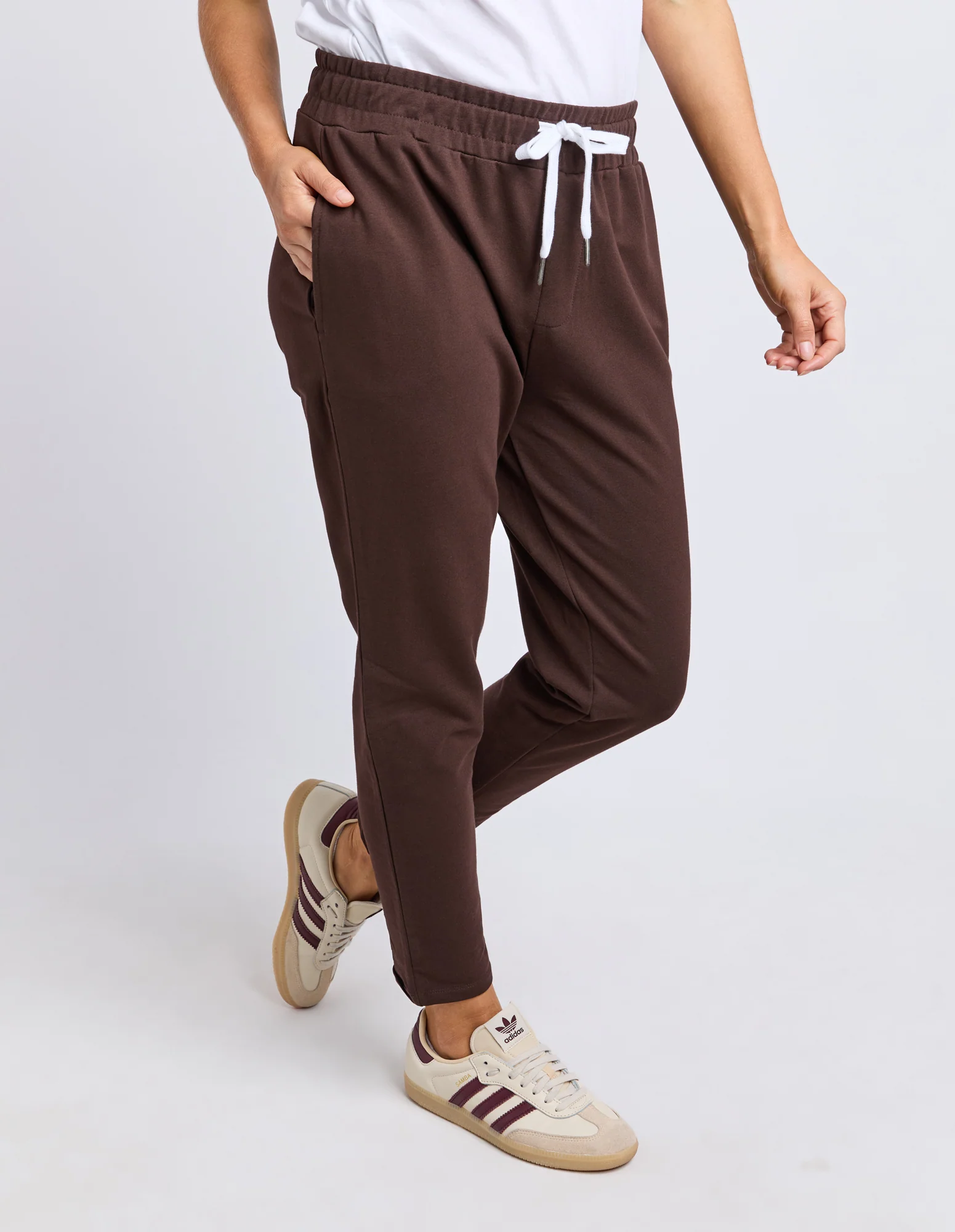 Elm Lobby Pant Chocolate - Image 5