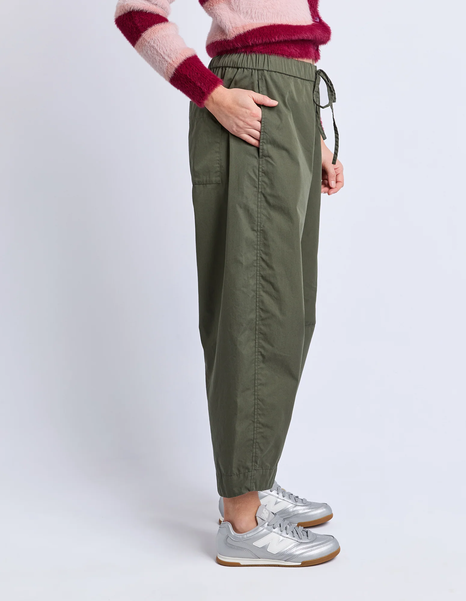Elm Lund Barrel Leg Pant Basil - Image 6