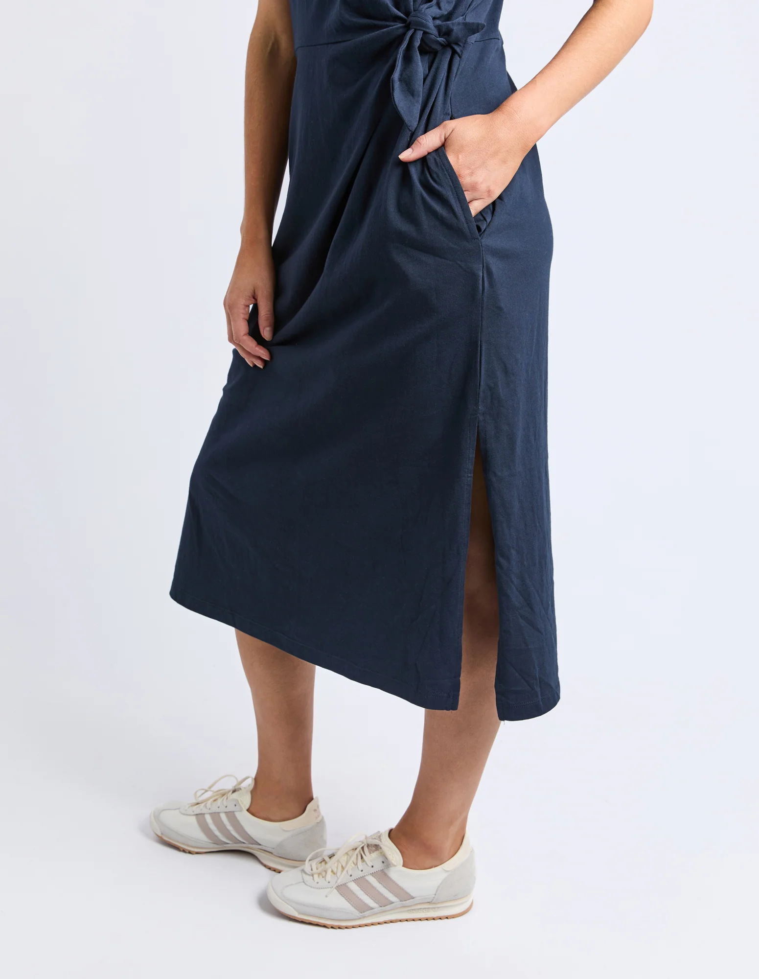 Elm Picnic Dress Navy - Image 5